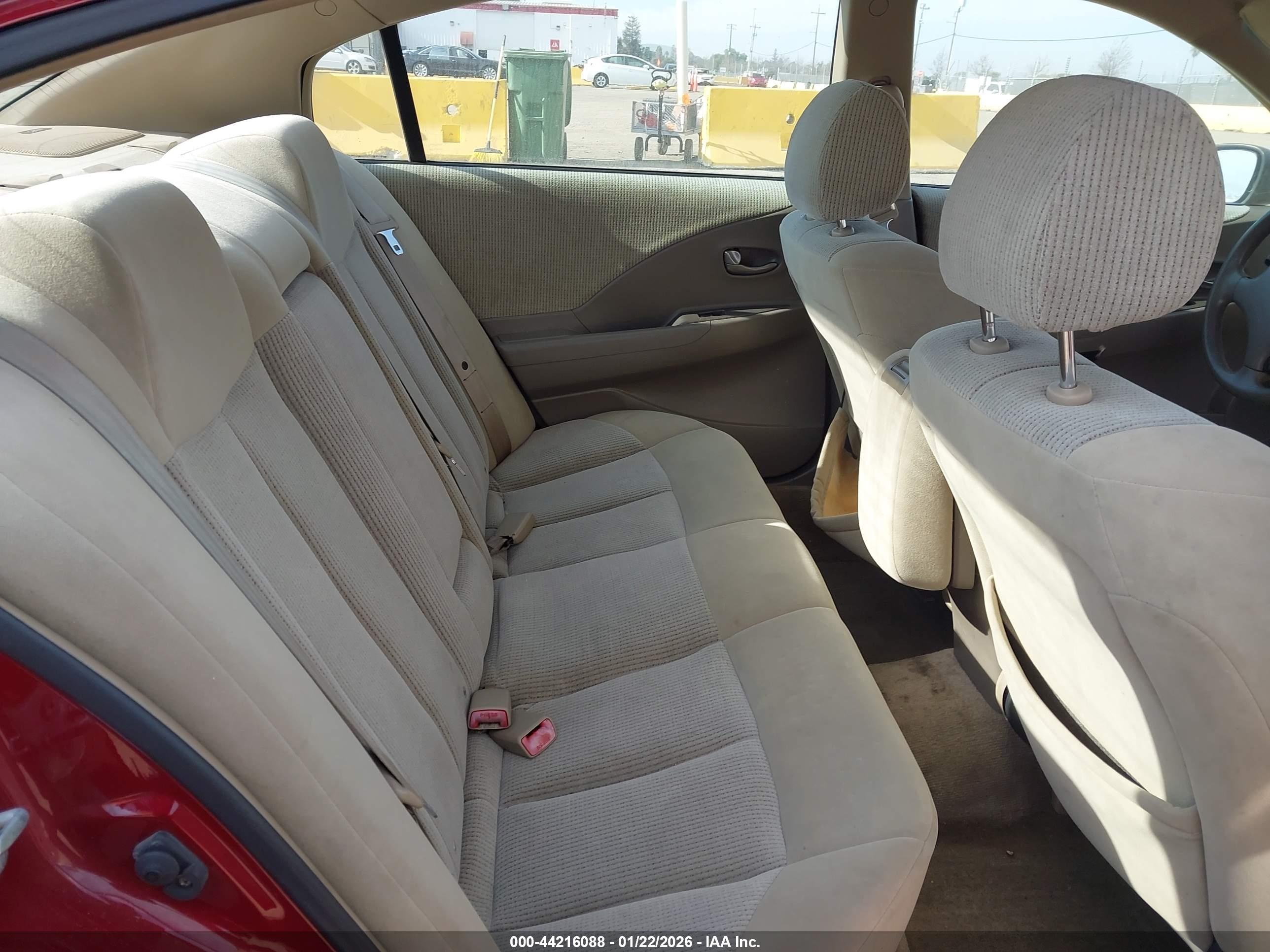 NISSAN ALTIMA image 8