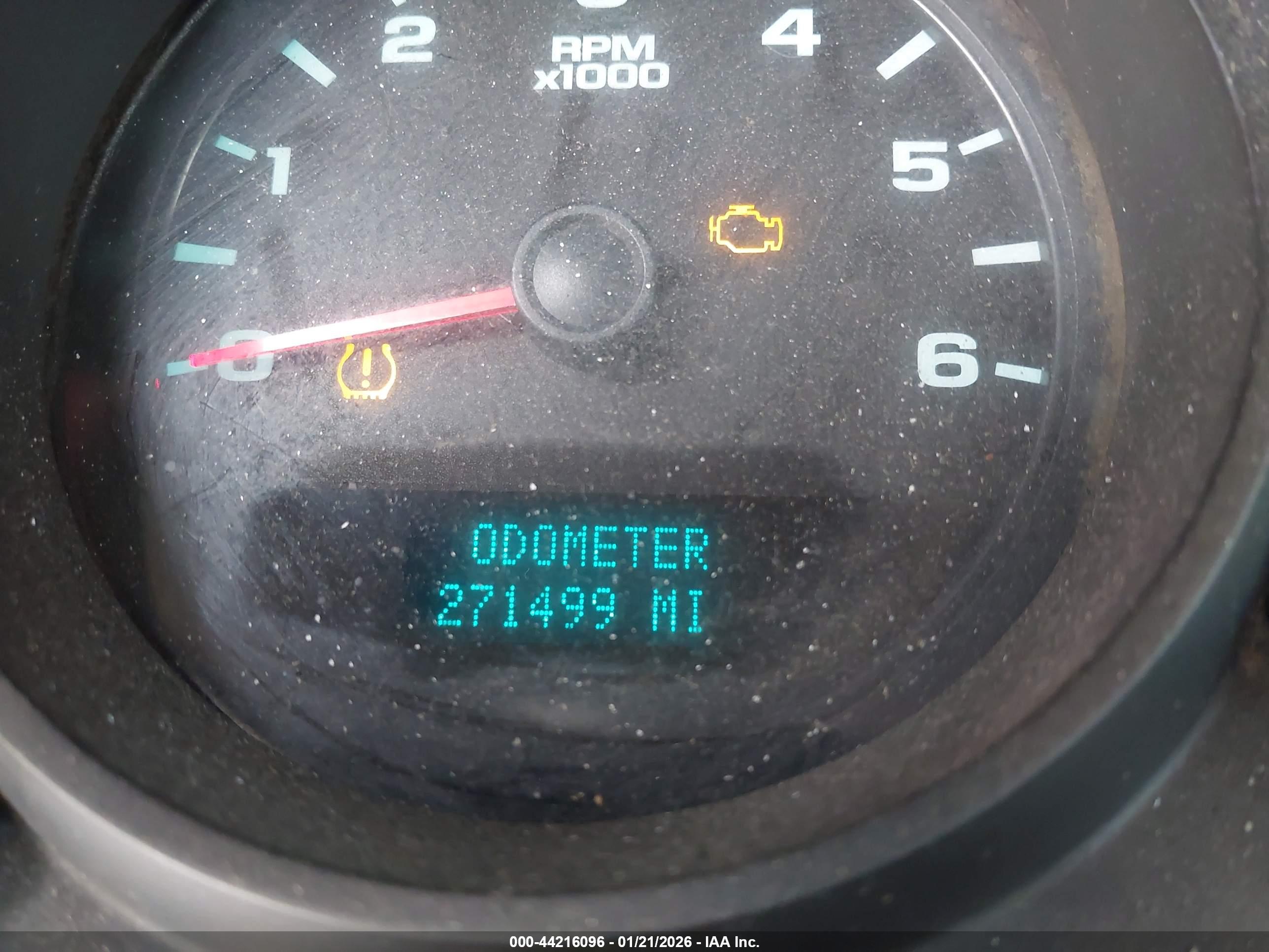 CHEVROLET SILVERADO image 7