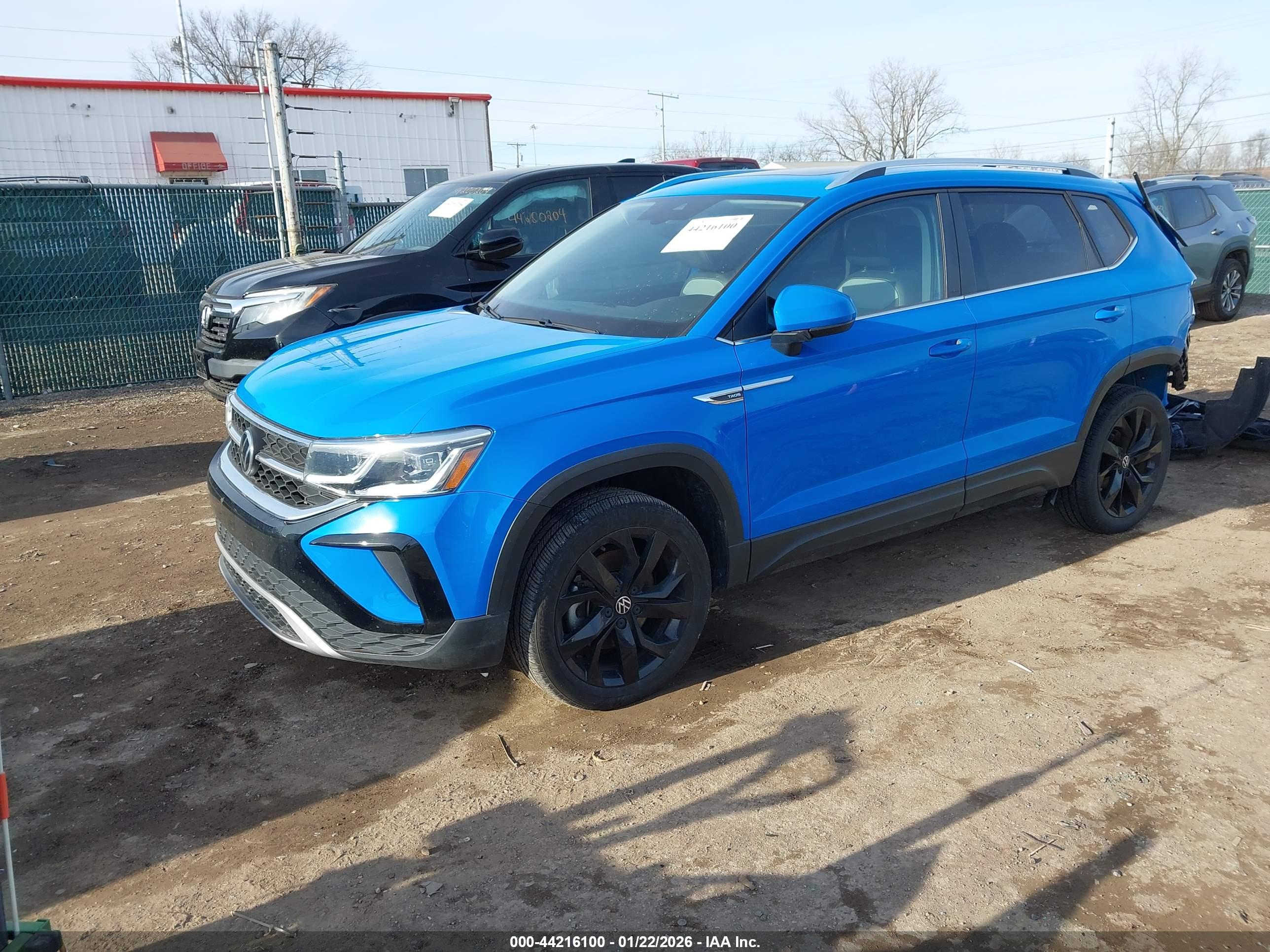 VOLKSWAGEN TAOS image 2