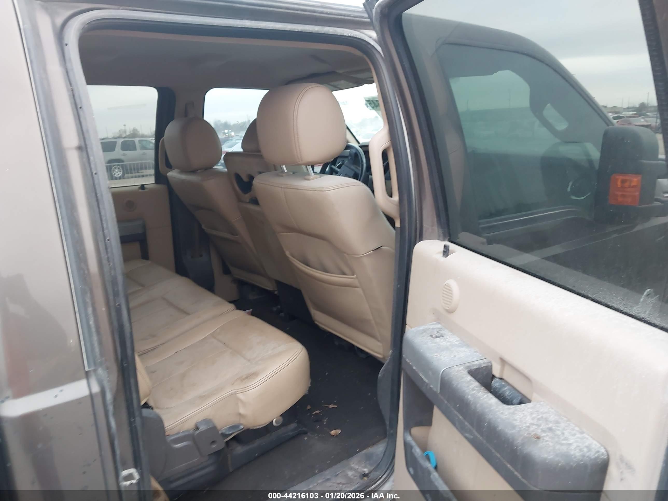 FORD F-250 image 8