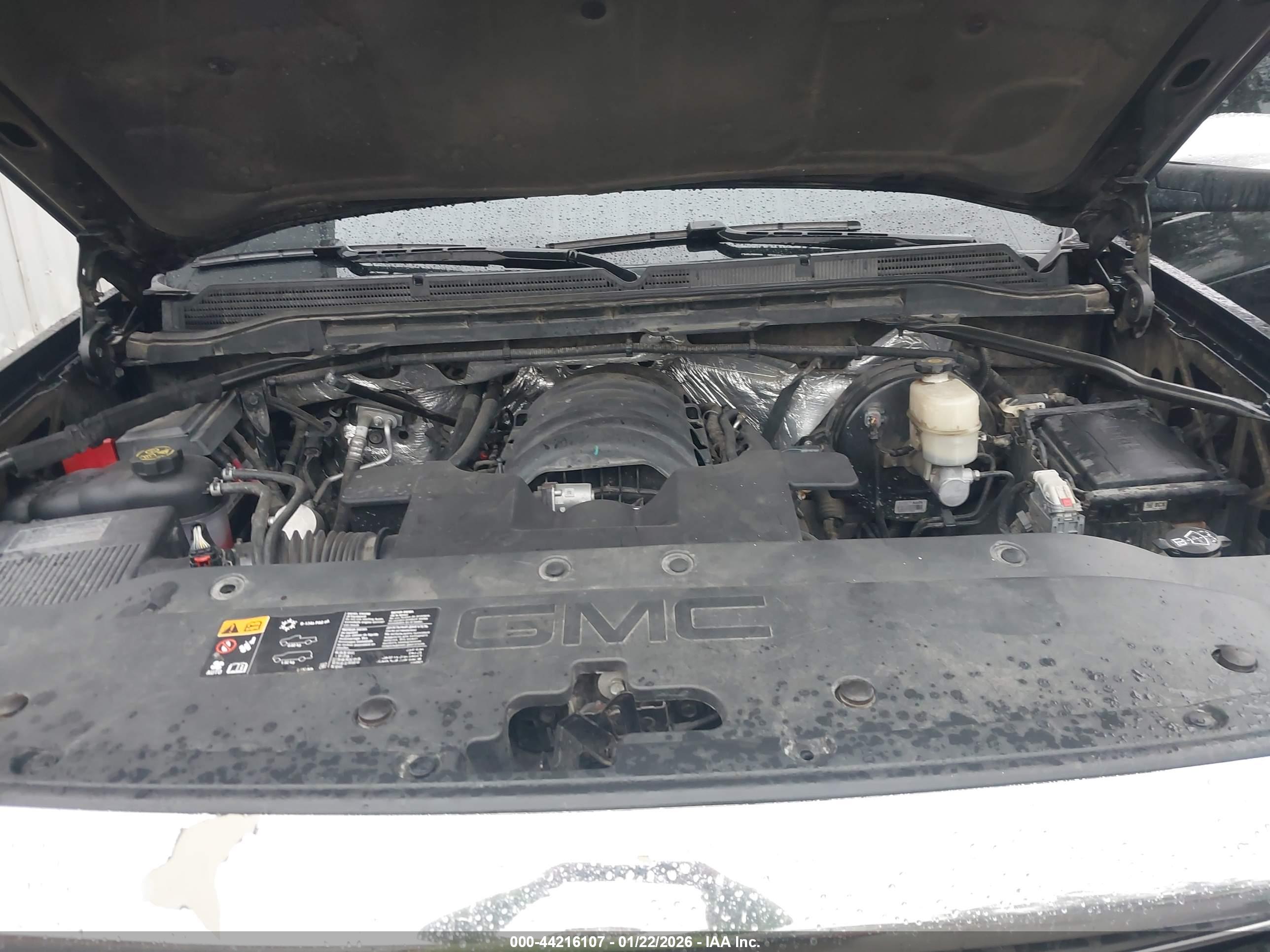 GMC SIERRA image 10
