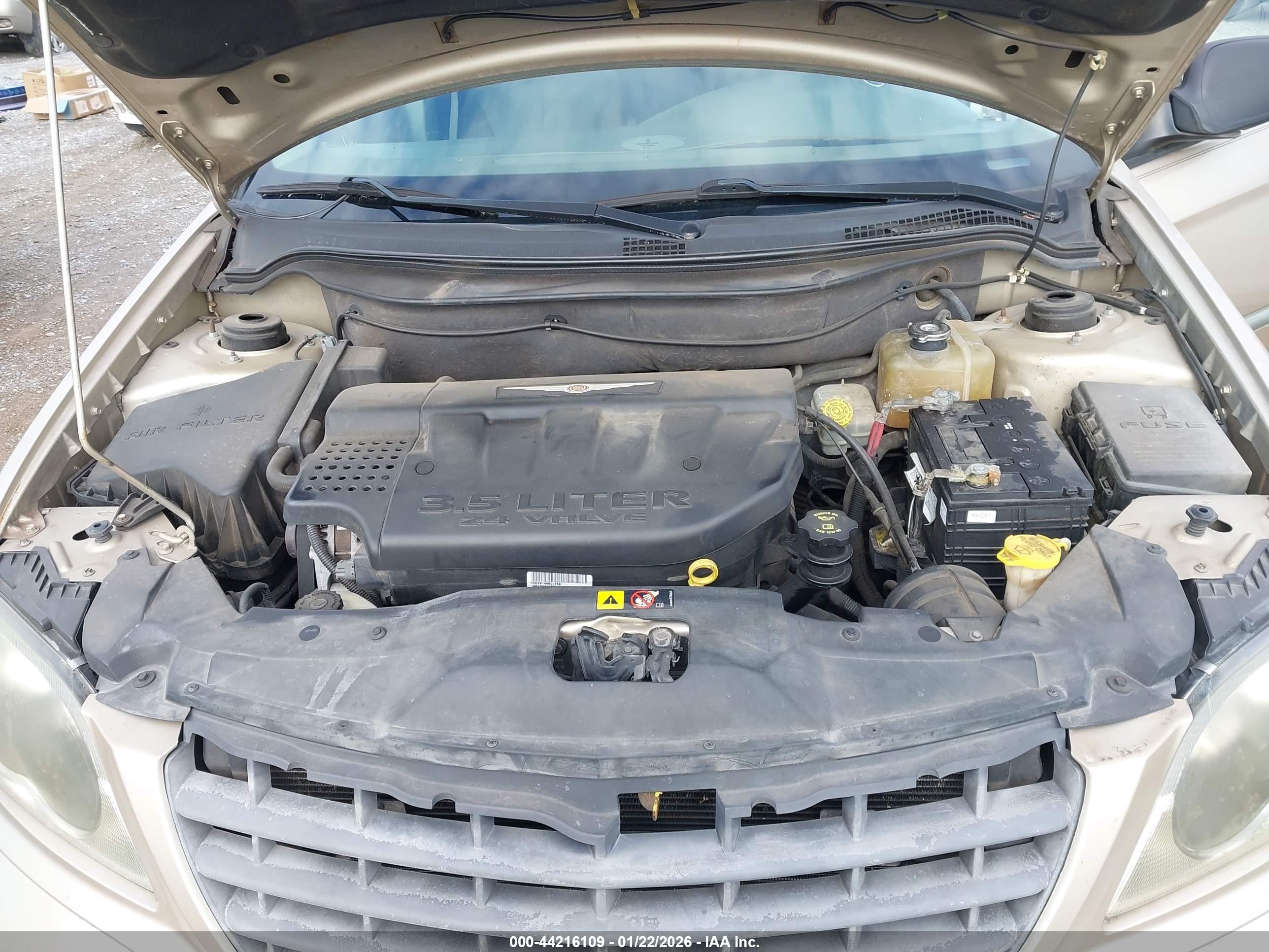 CHRYSLER PACIFICA image 10