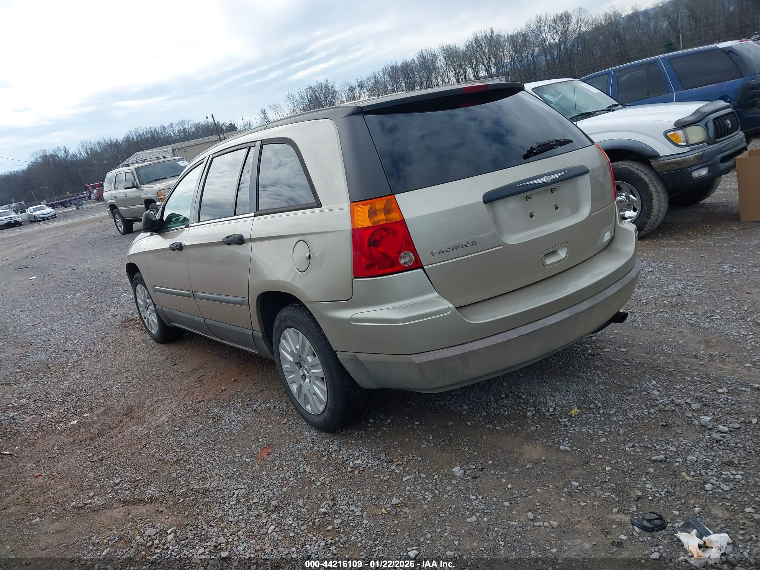 CHRYSLER PACIFICA image 3