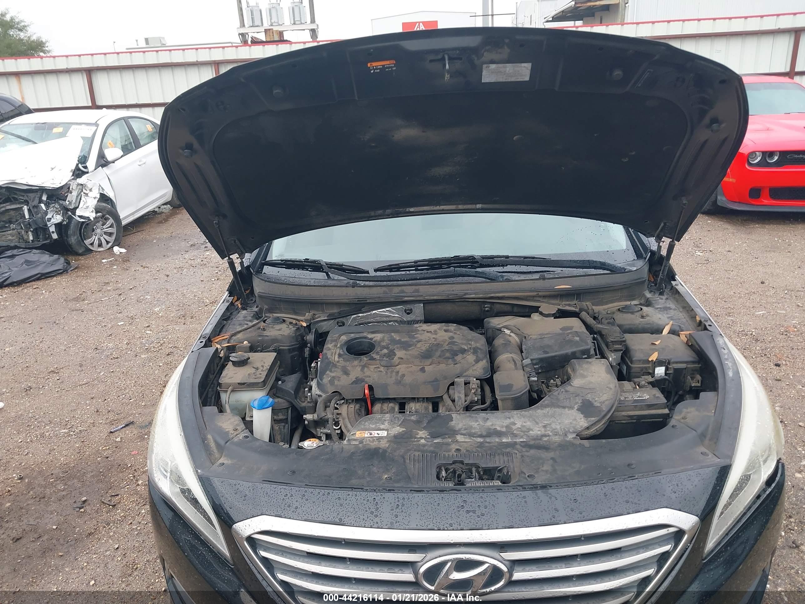 HYUNDAI SONATA image 10