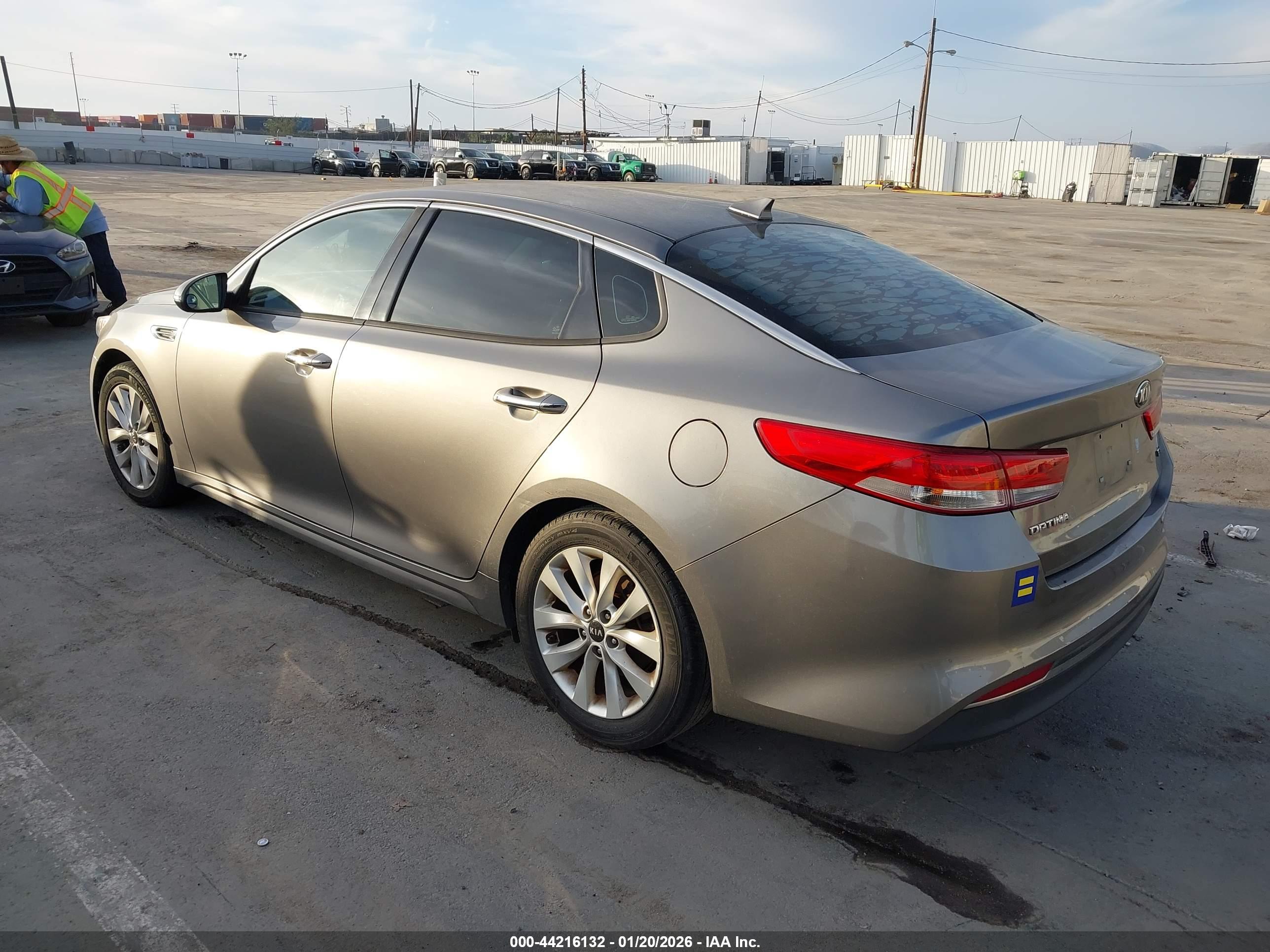 KIA OPTIMA image 3