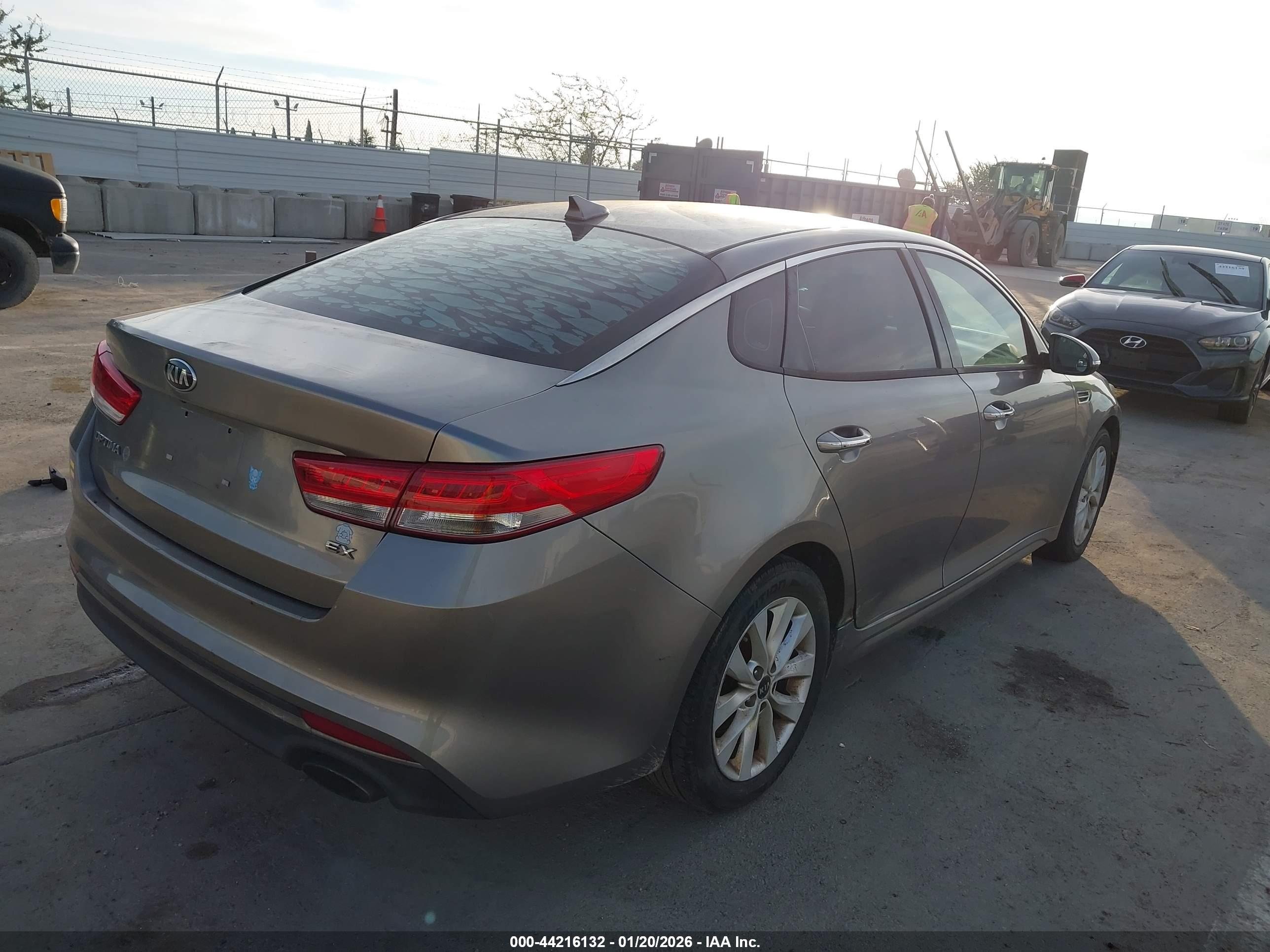 KIA OPTIMA image 4