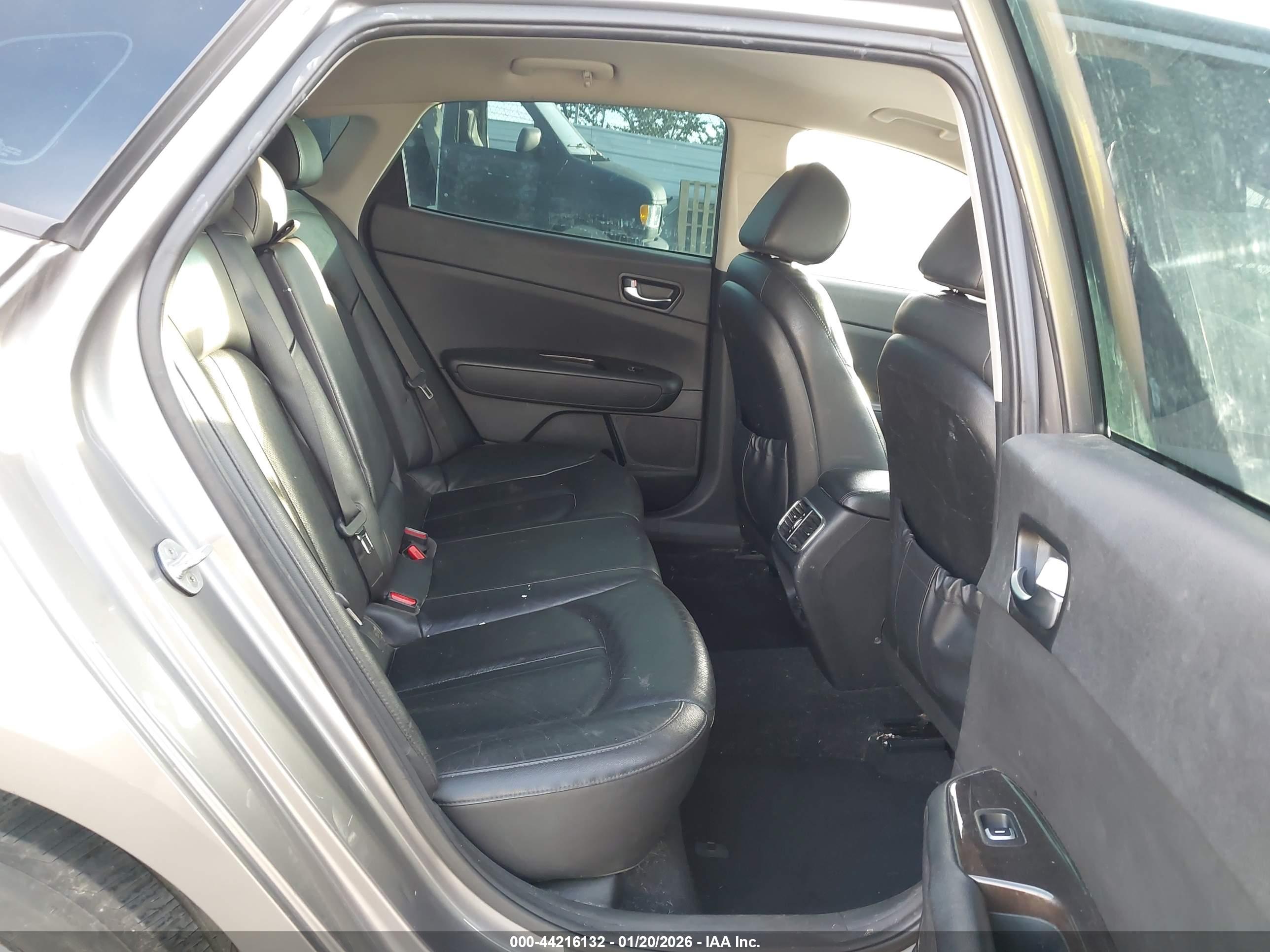 KIA OPTIMA image 8