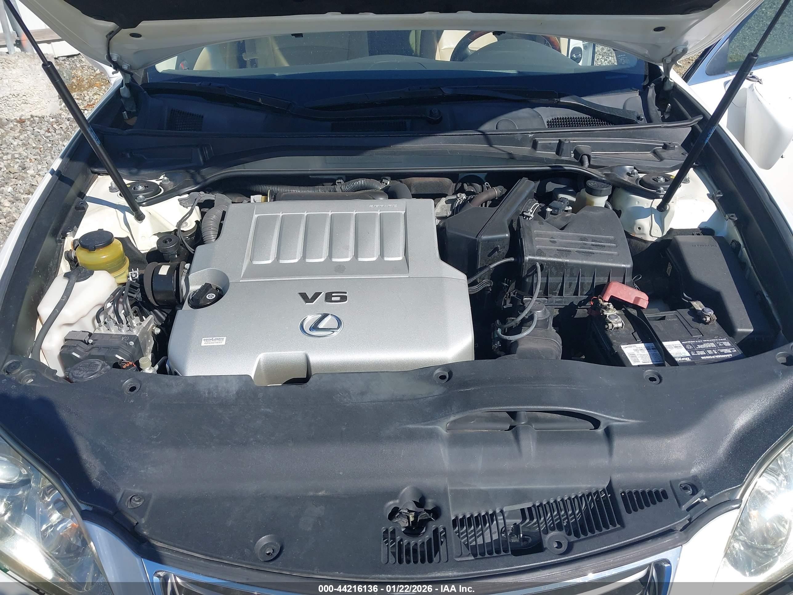 LEXUS ES image 10