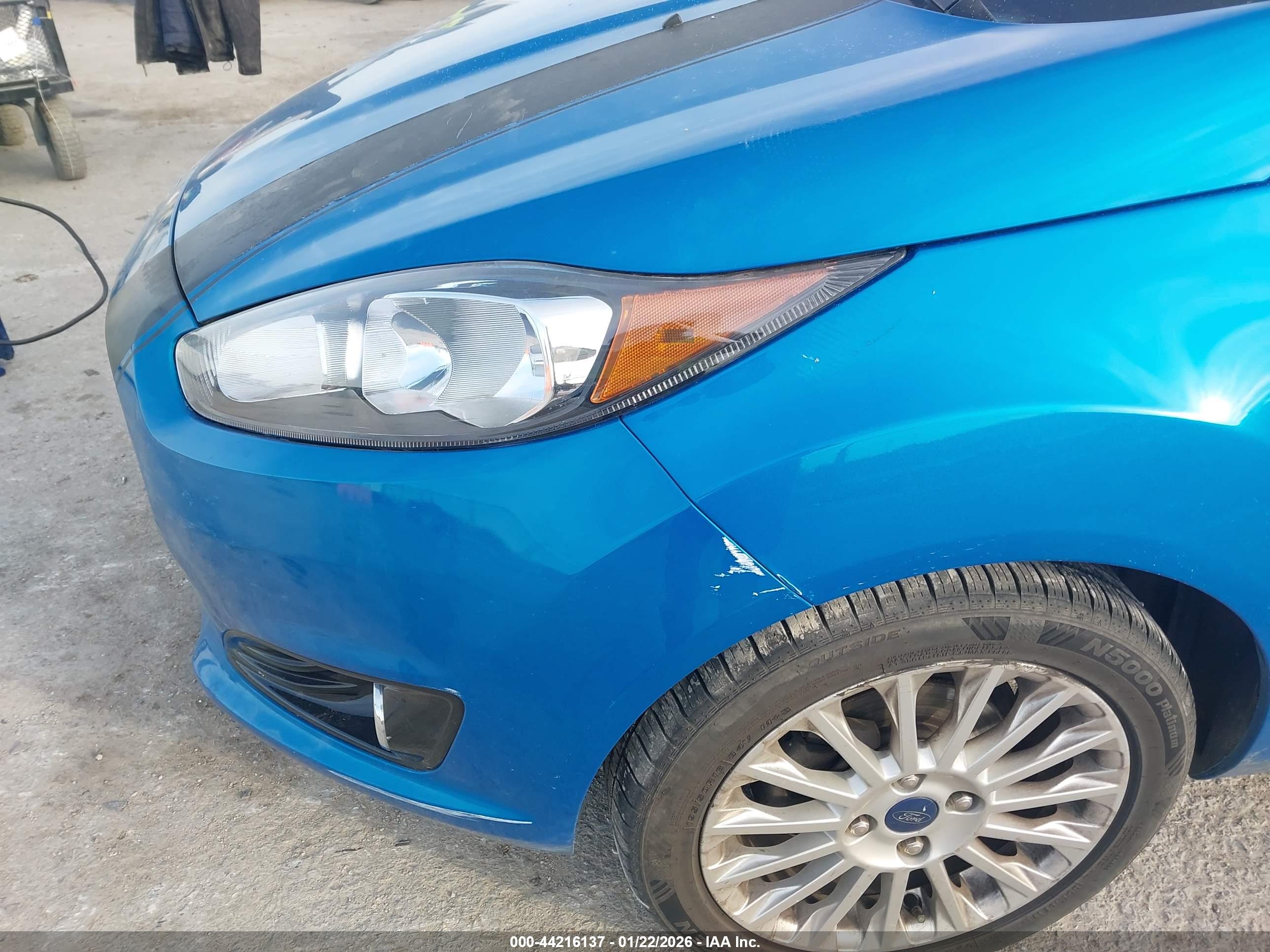 FORD FIESTA image 6