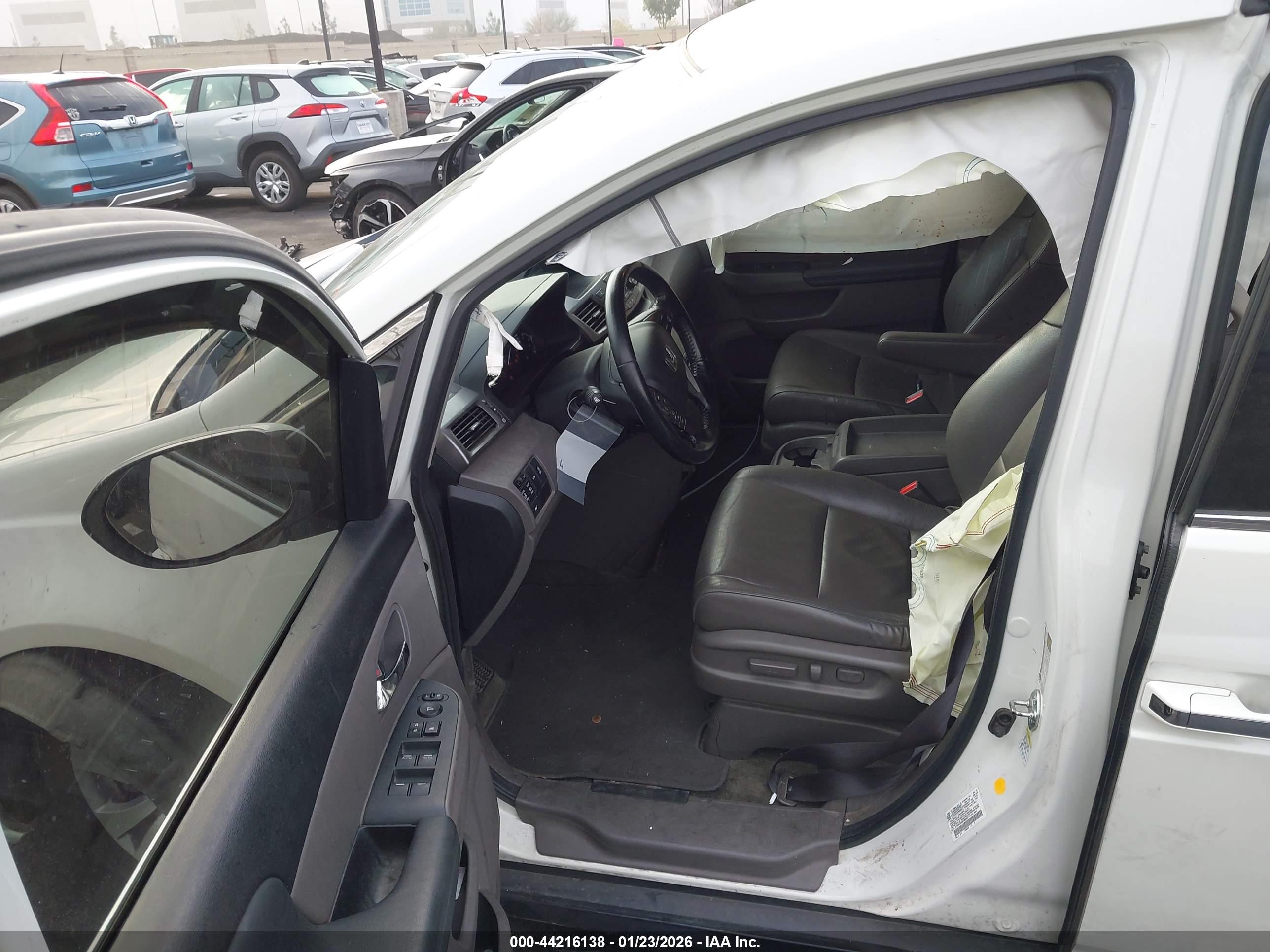 HONDA ODYSSEY image 5