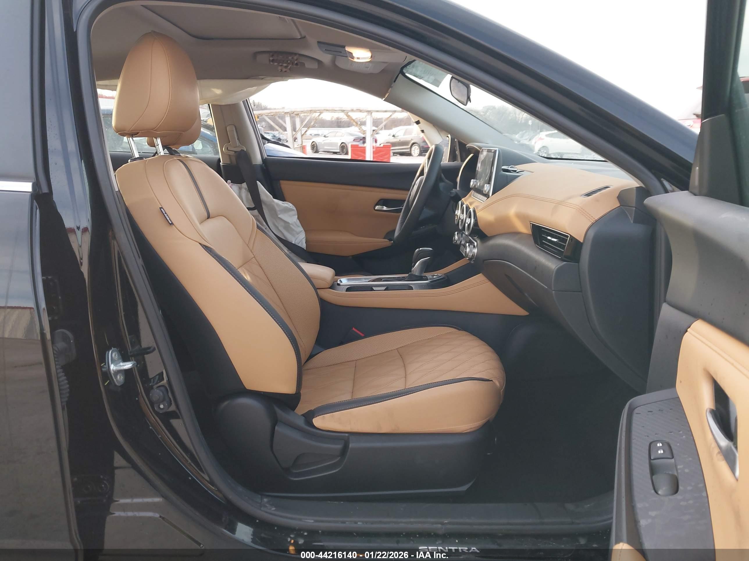 NISSAN SENTRA image 5