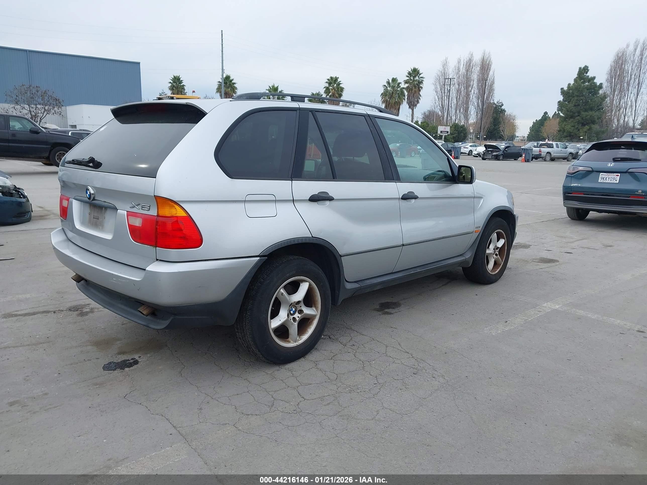BMW X5 image 4