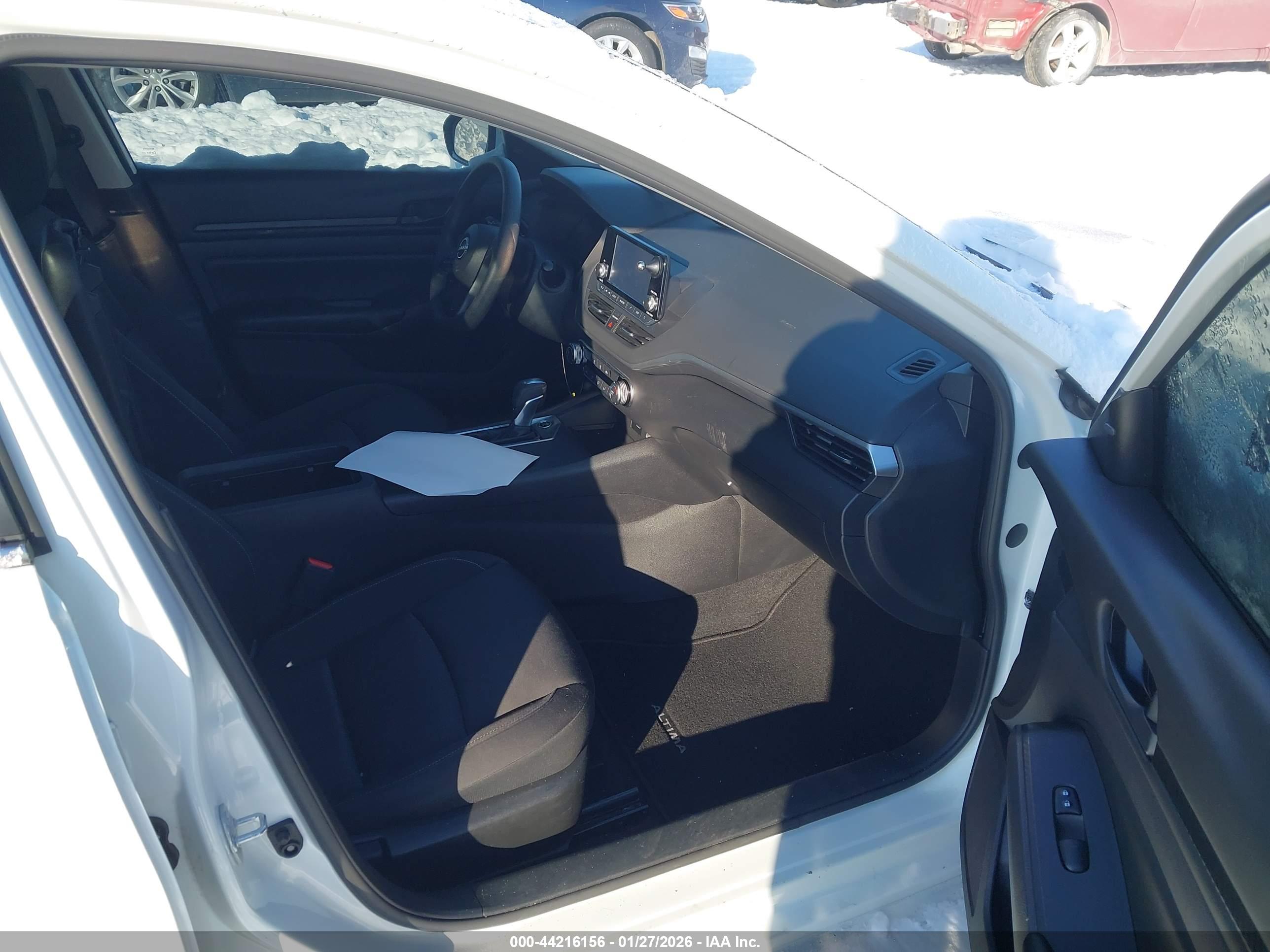 NISSAN ALTIMA image 5