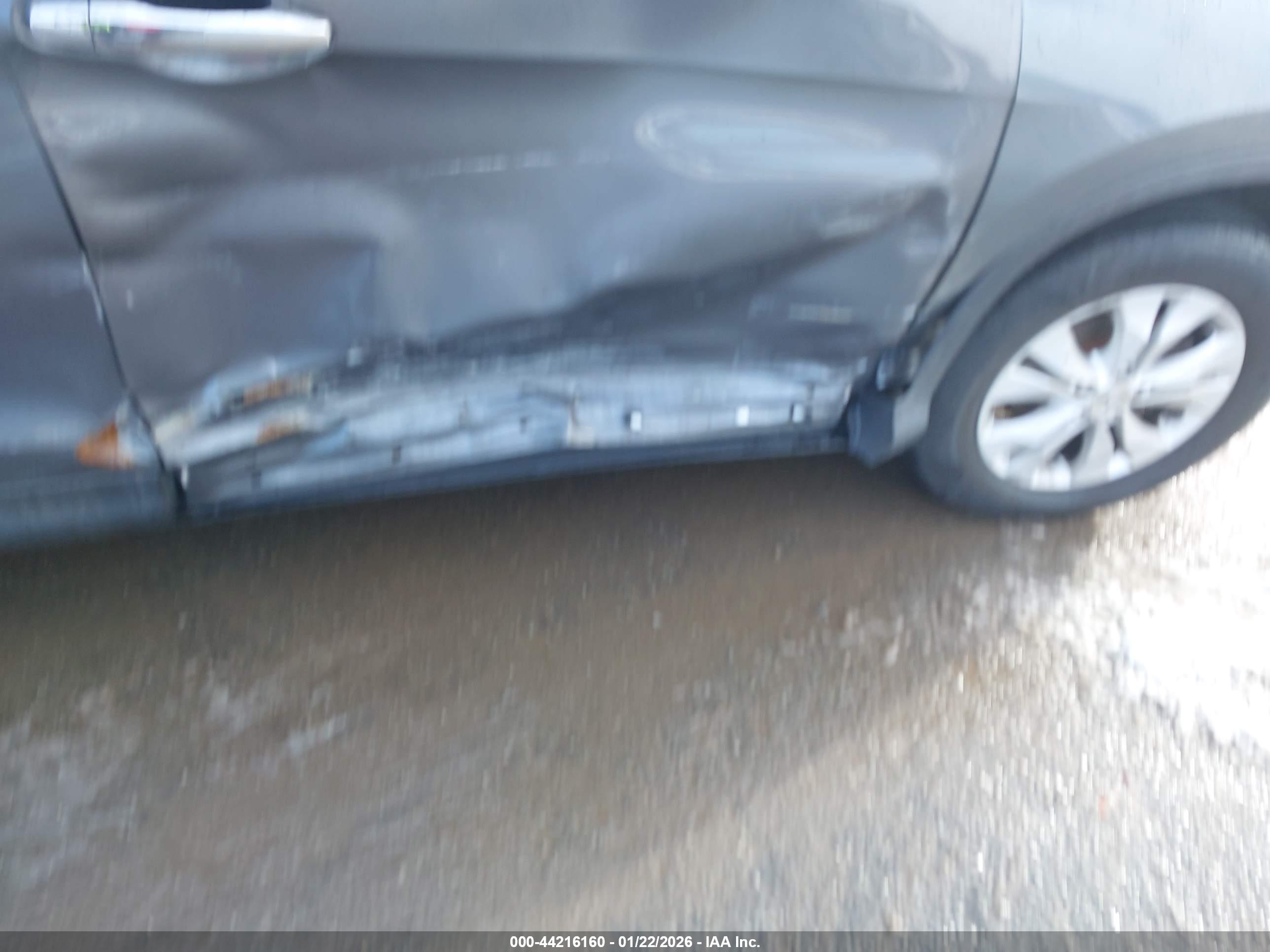 HONDA CR-V image 6