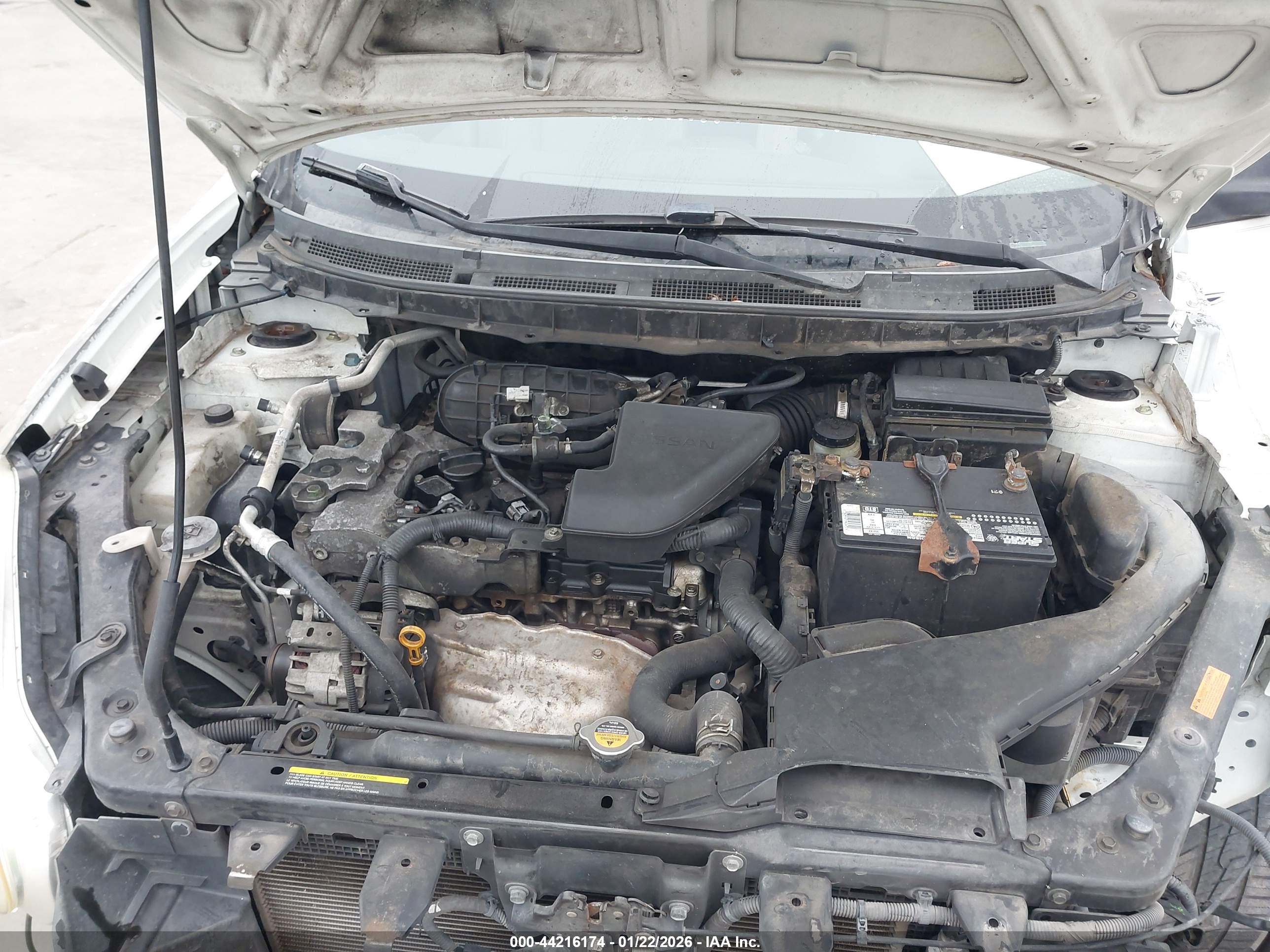 NISSAN ROGUE image 10