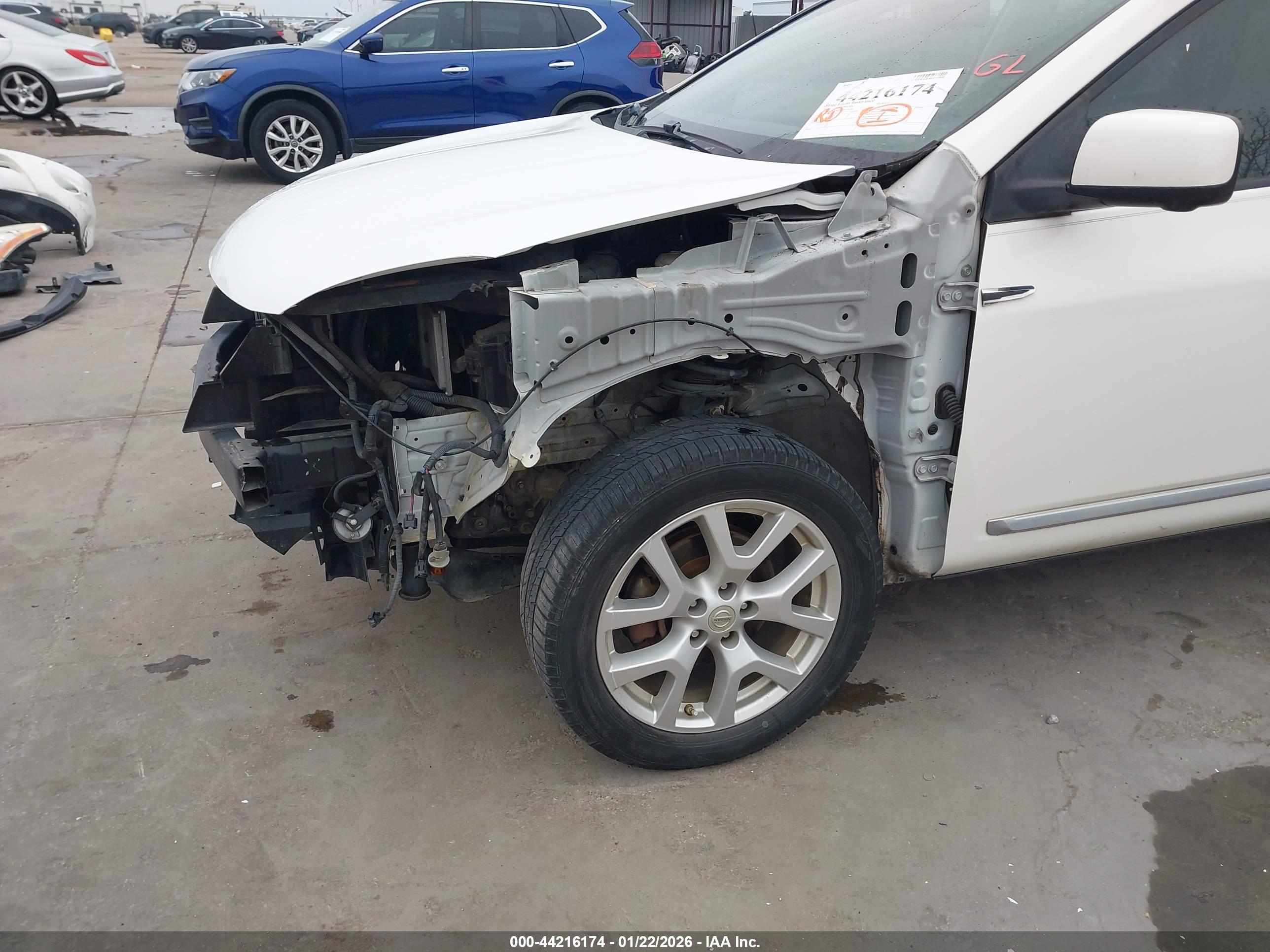 NISSAN ROGUE image 6