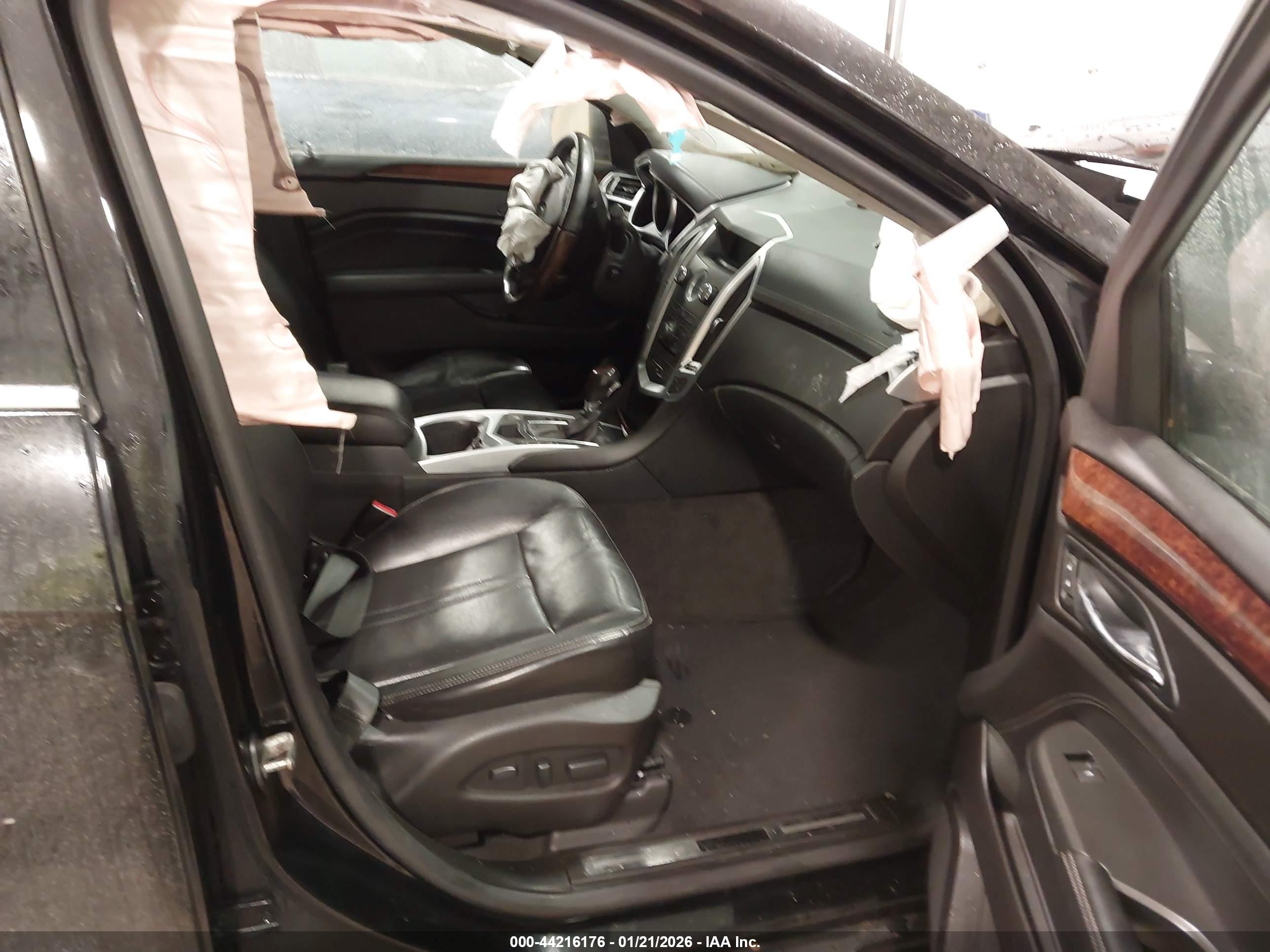 CADILLAC SRX image 5