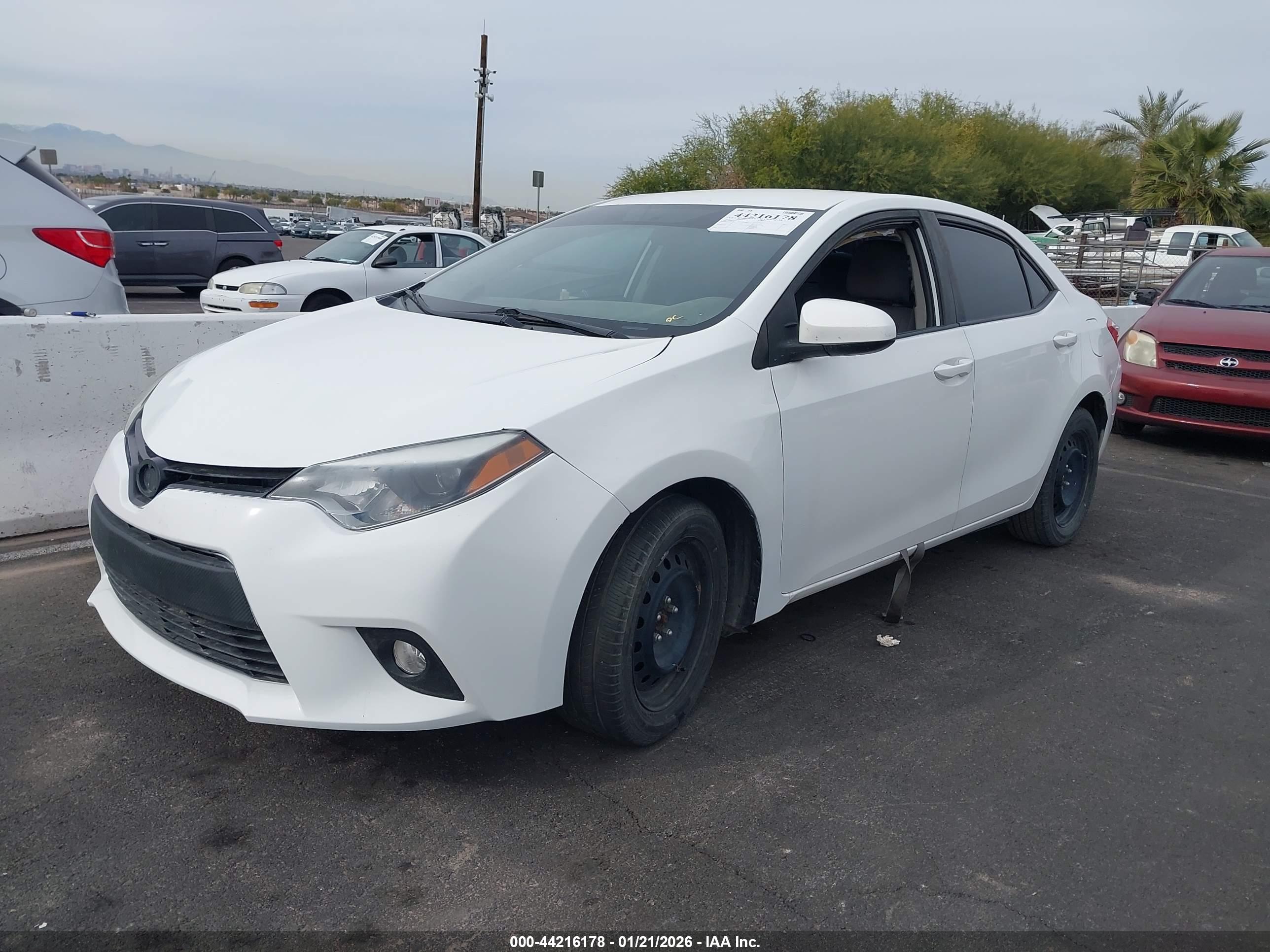 TOYOTA COROLLA image 2