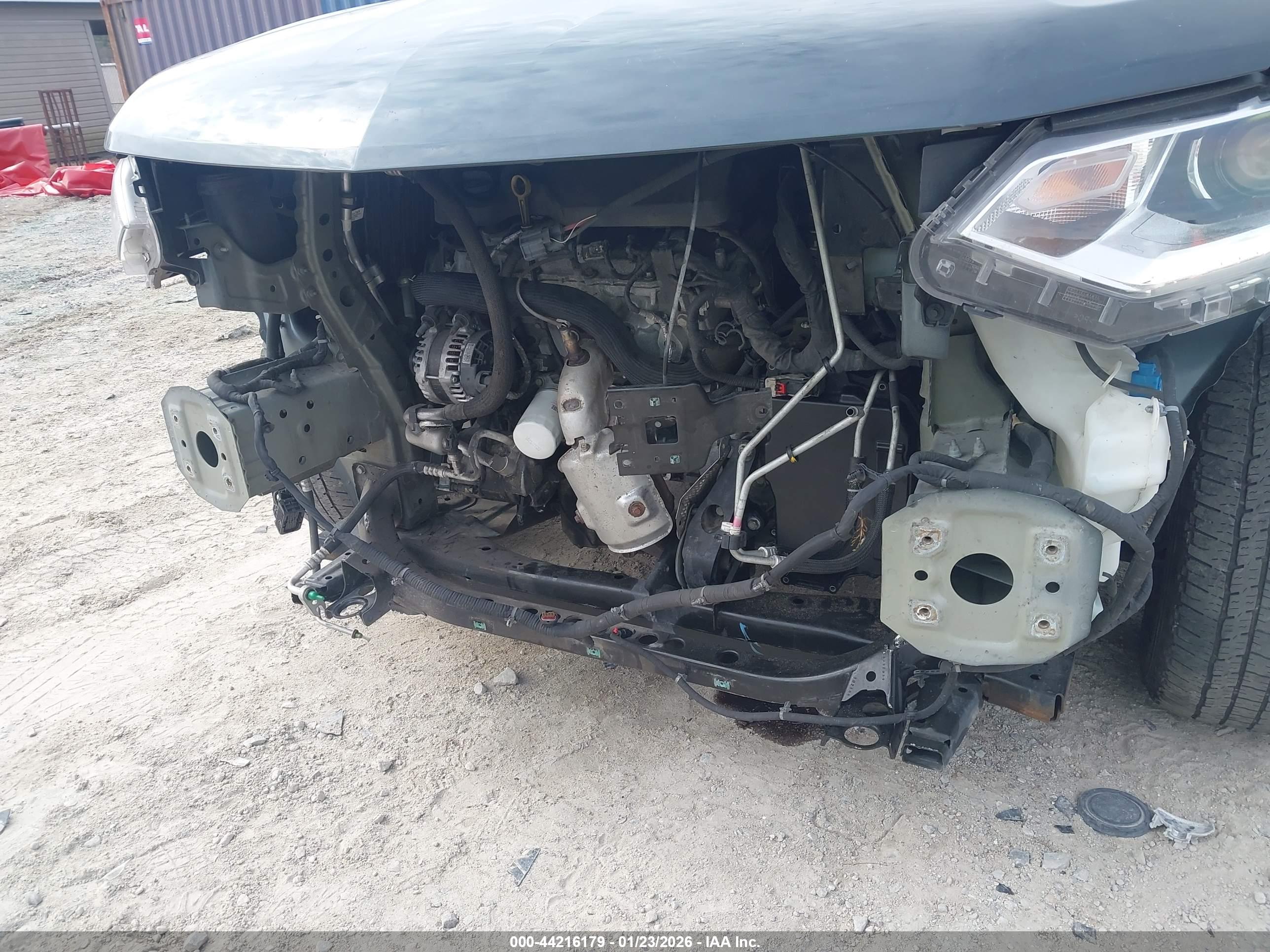 CHEVROLET TRAVERSE image 6