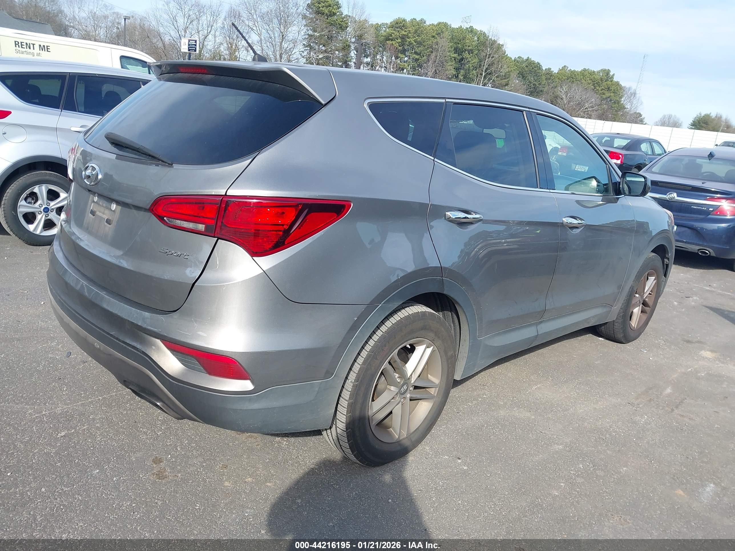 HYUNDAI SANTA image 4
