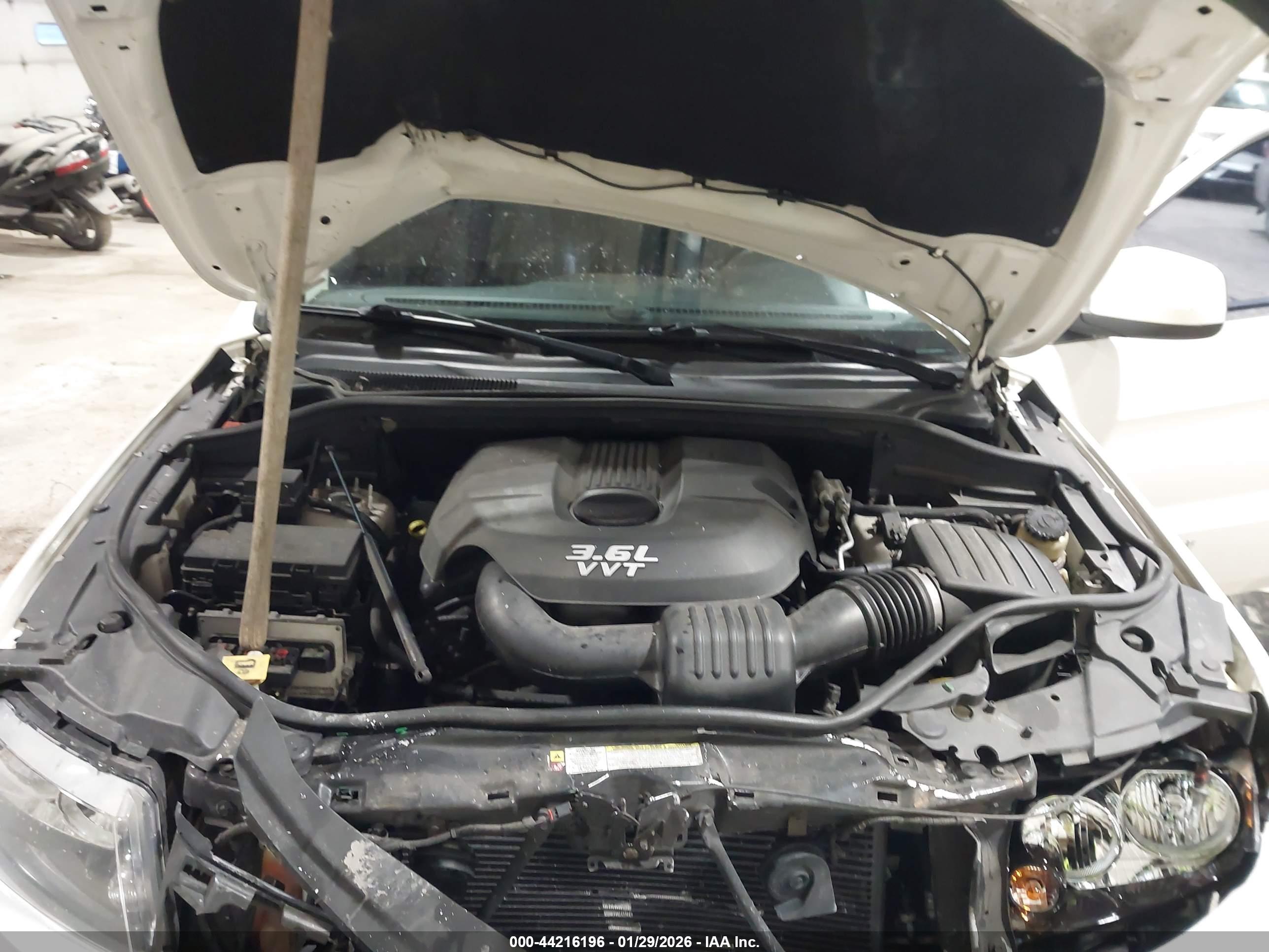 JEEP GRAND image 10
