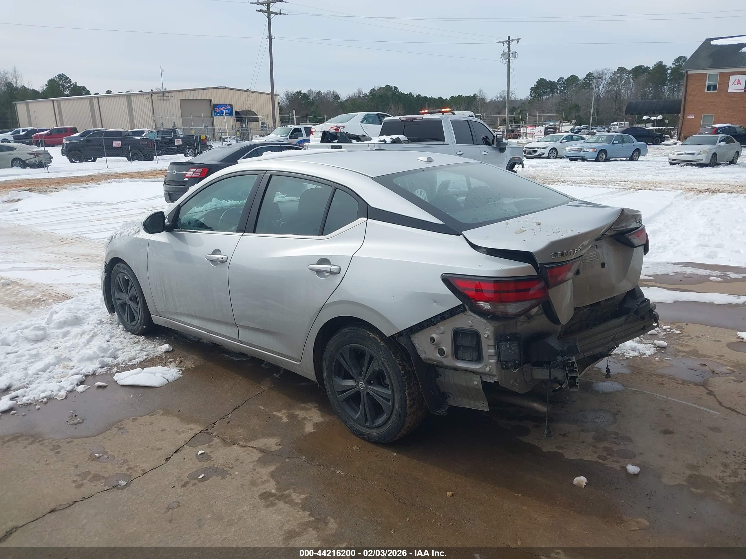 NISSAN SENTRA image 3
