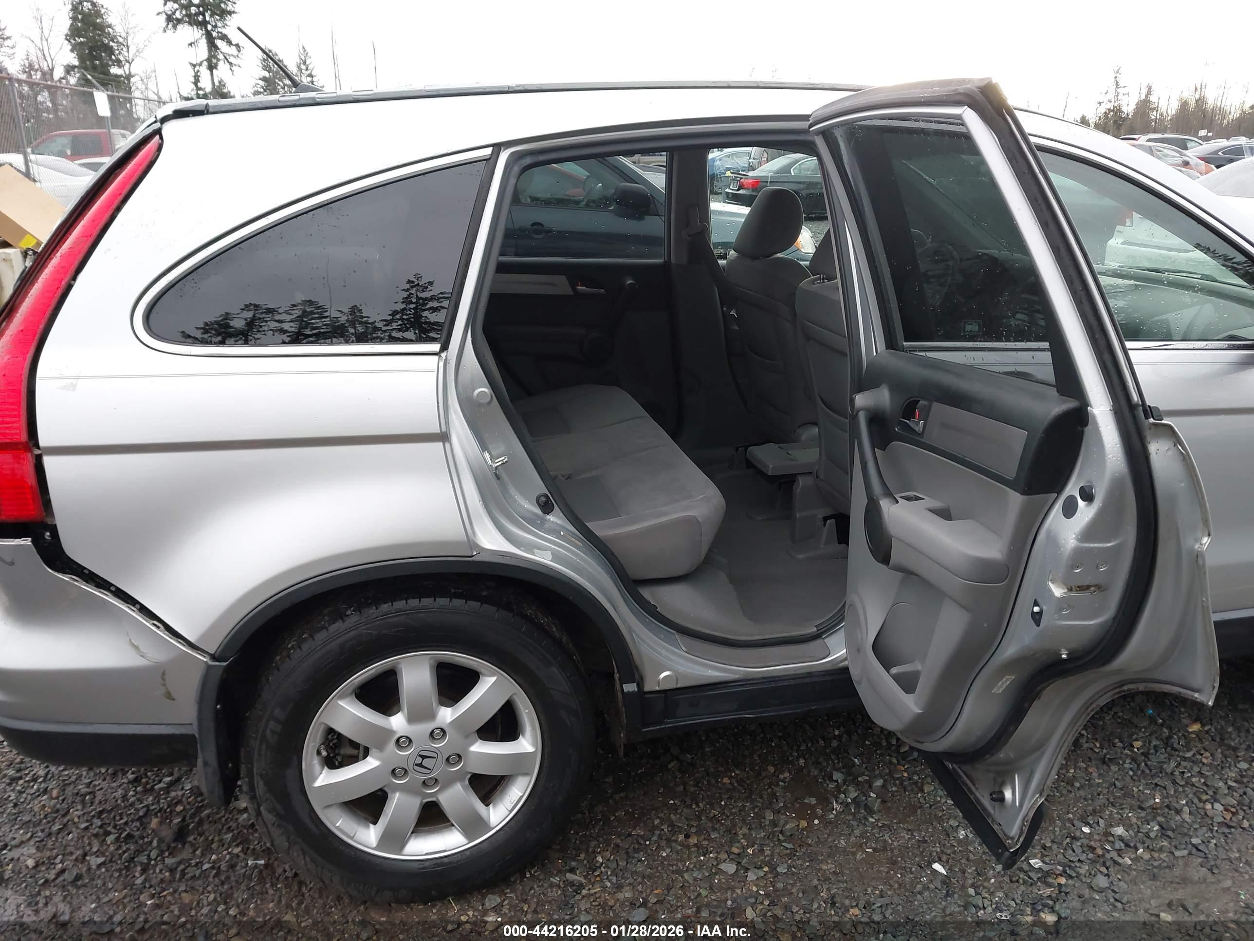 HONDA CR-V image 8