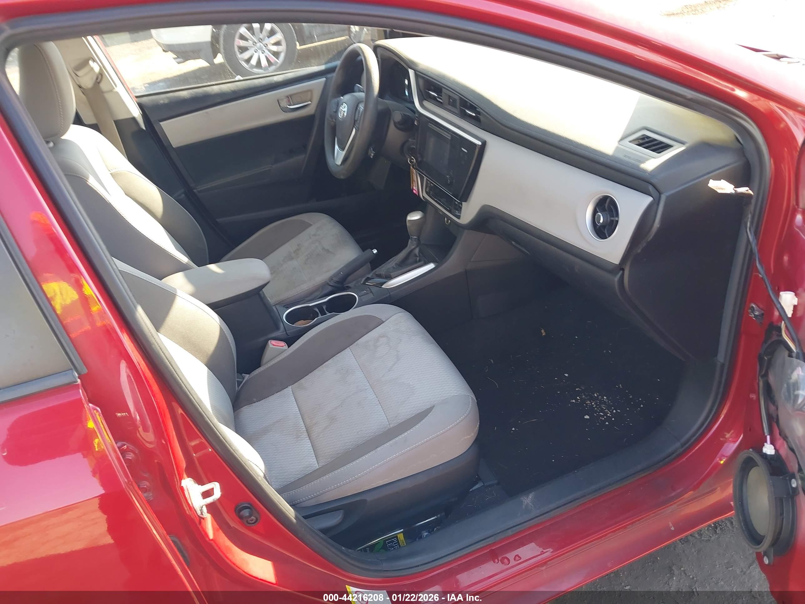 TOYOTA COROLLA image 5