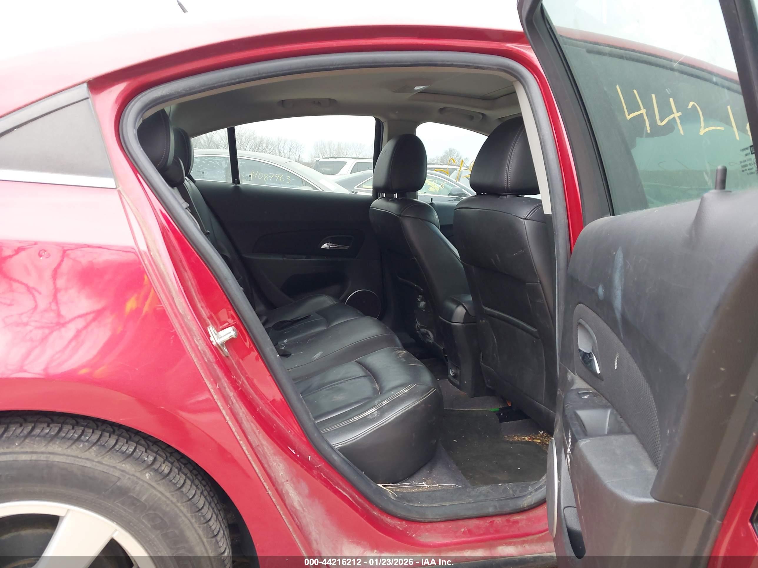 CHEVROLET CRUZE image 8
