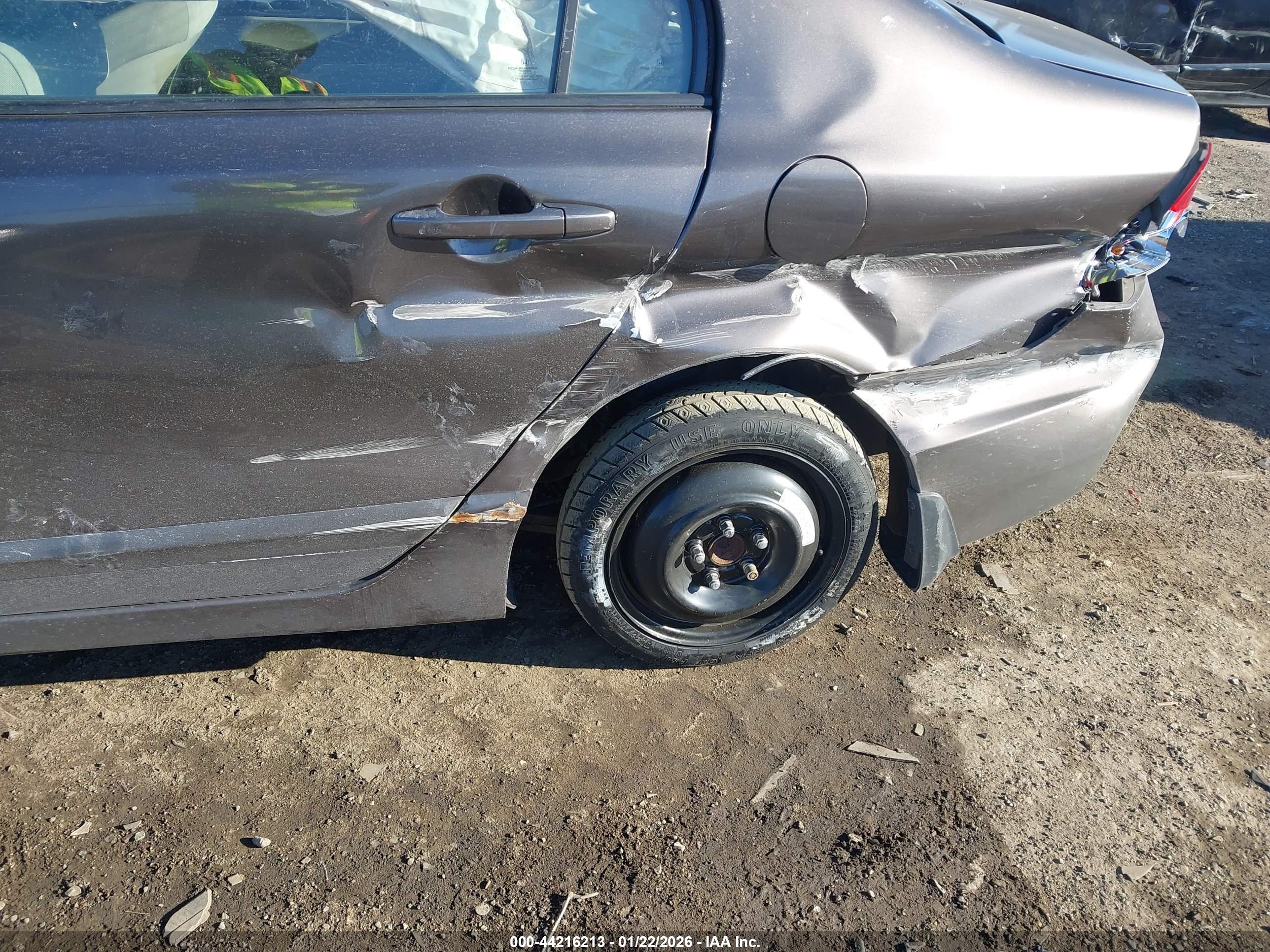 HONDA CIVIC image 6