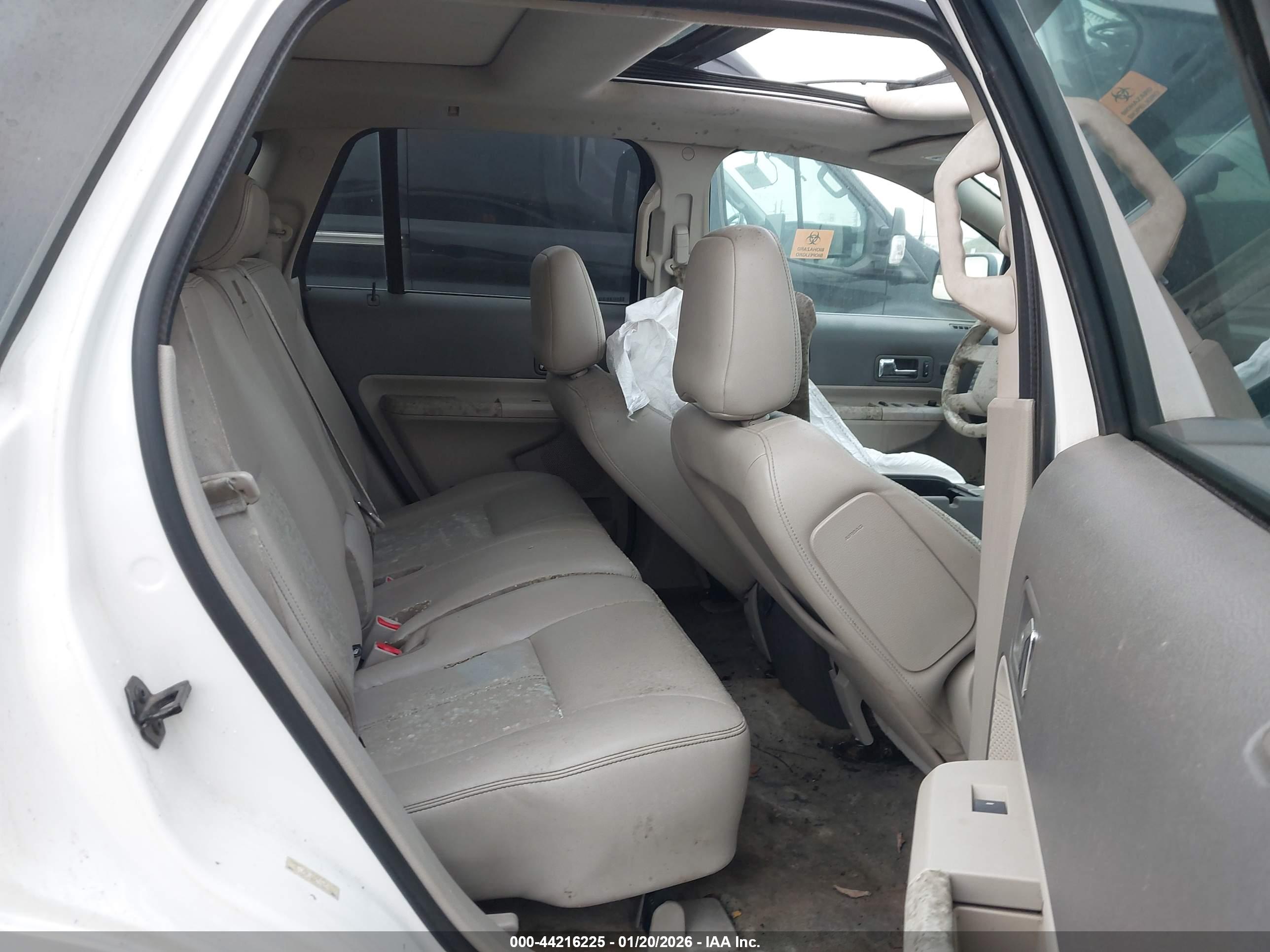 FORD EDGE image 8