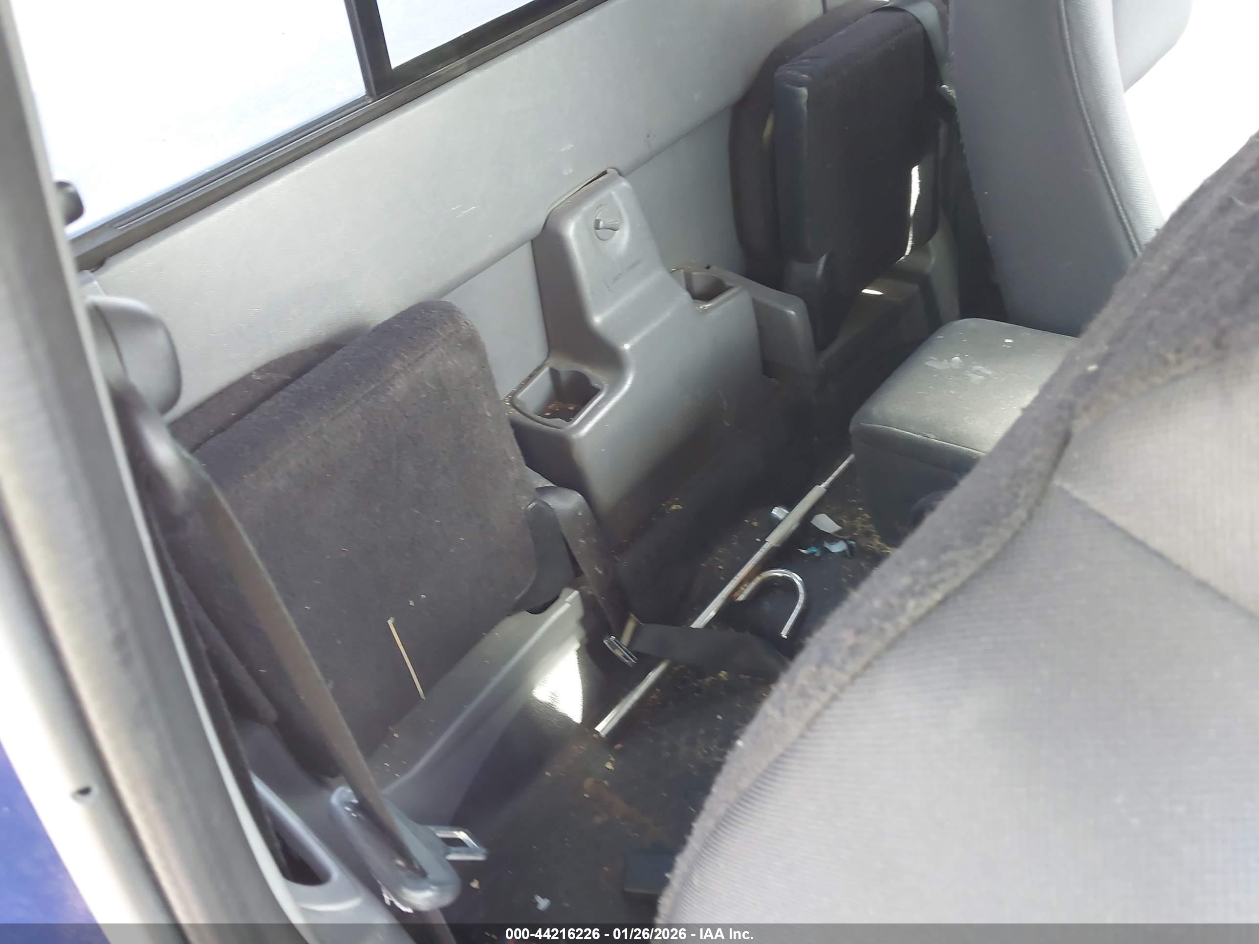 FORD RANGER image 8