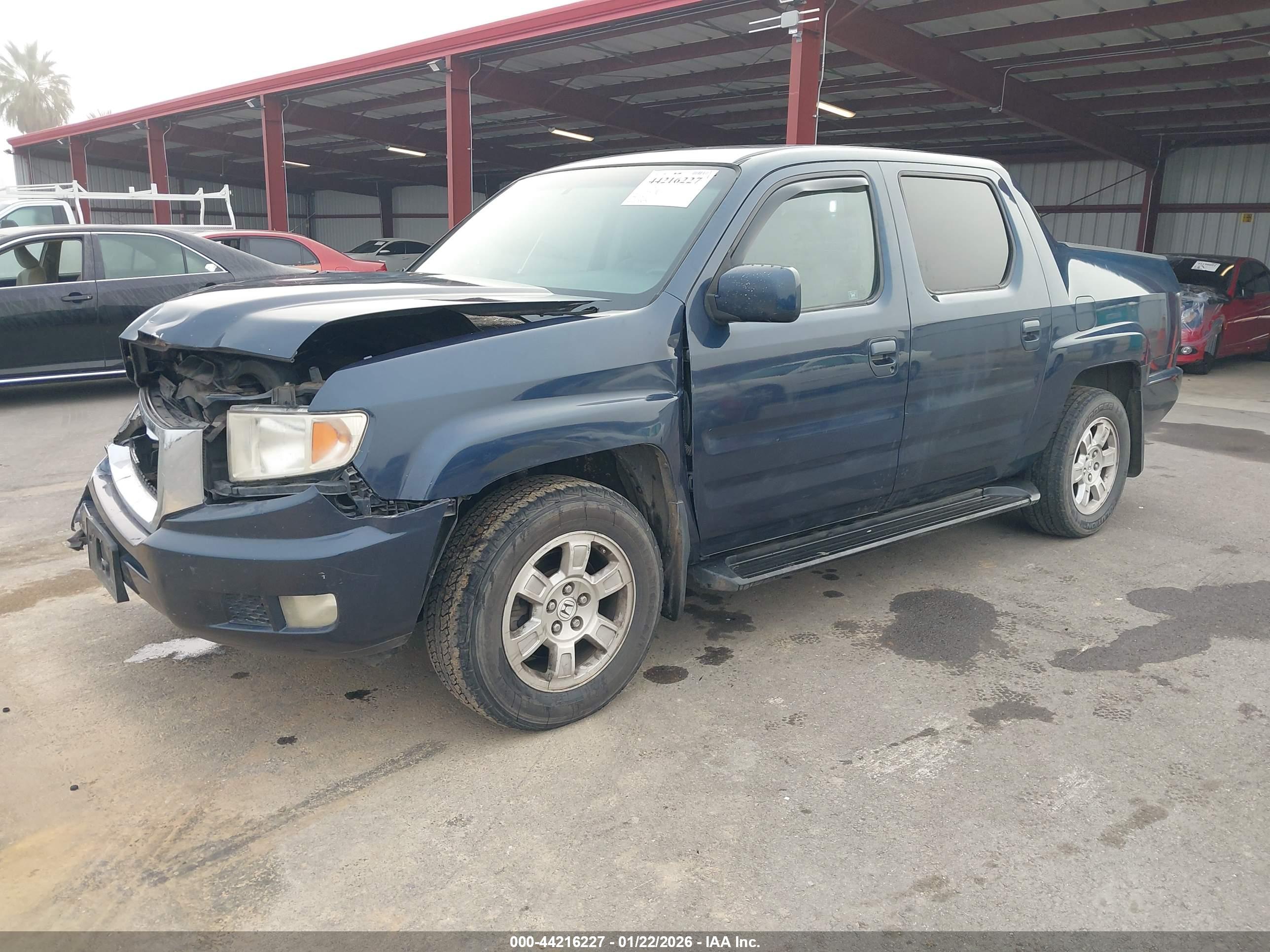 HONDA RIDGELINE image 2