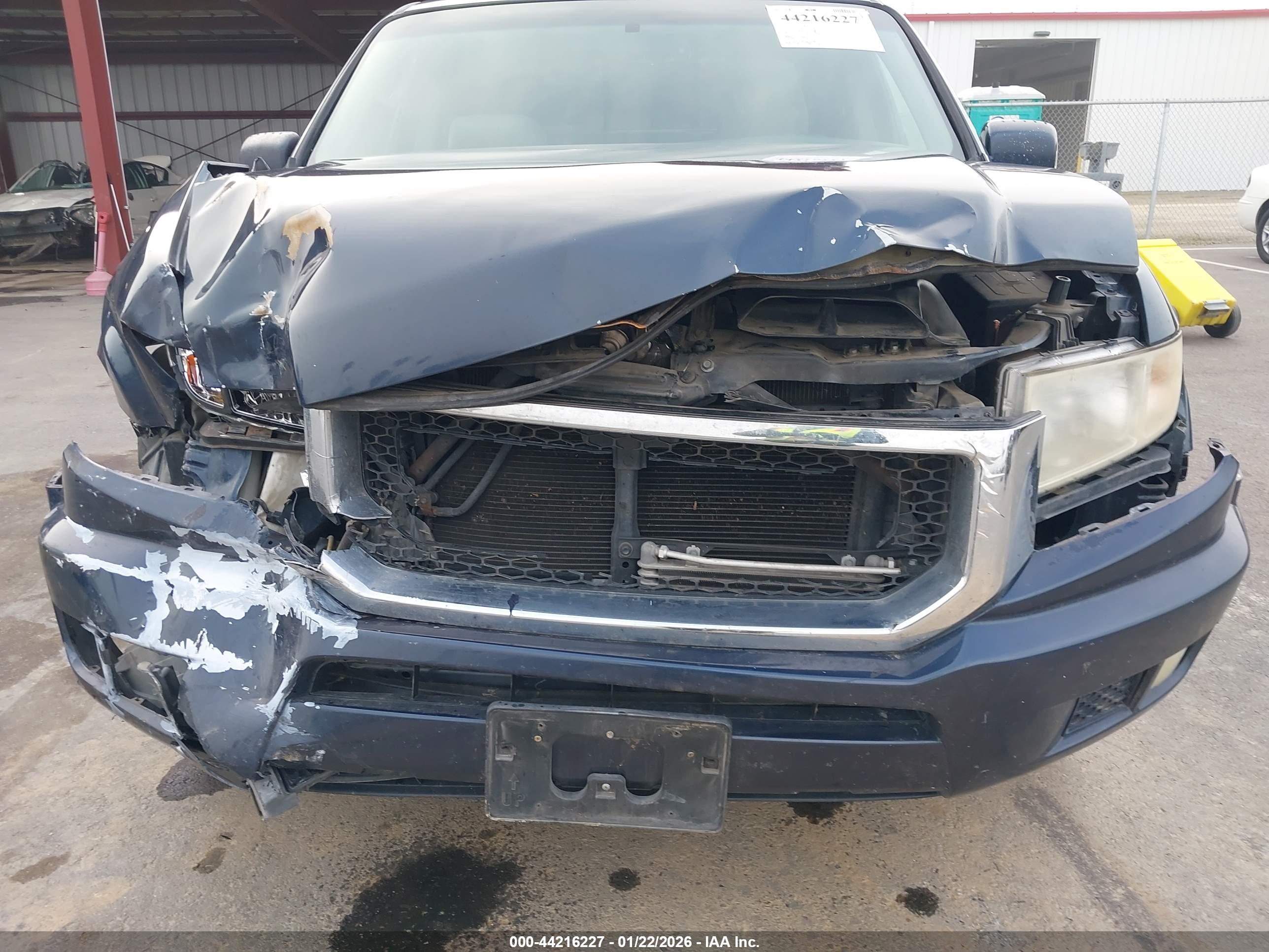HONDA RIDGELINE image 6