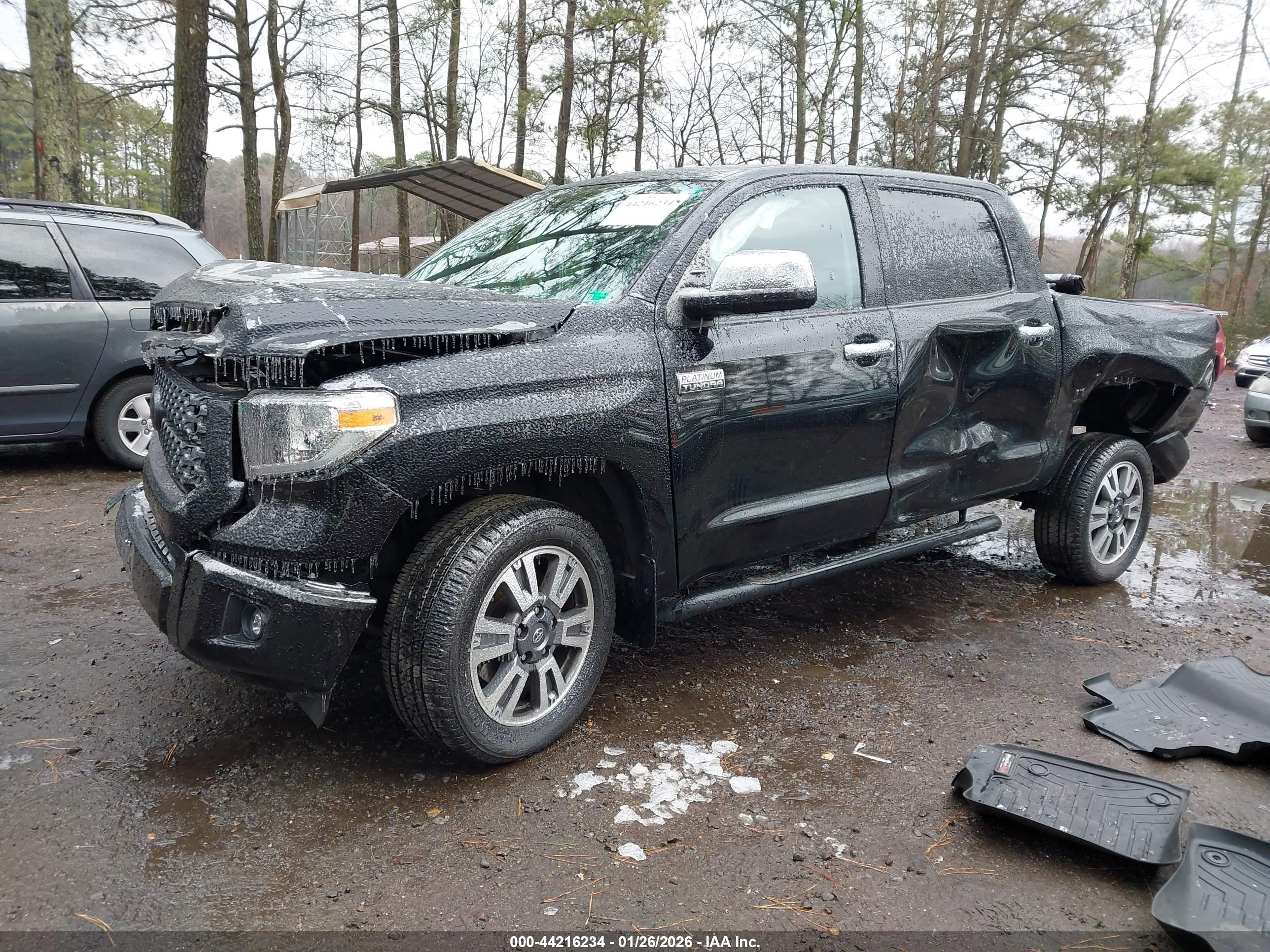 TOYOTA TUNDRA image 2