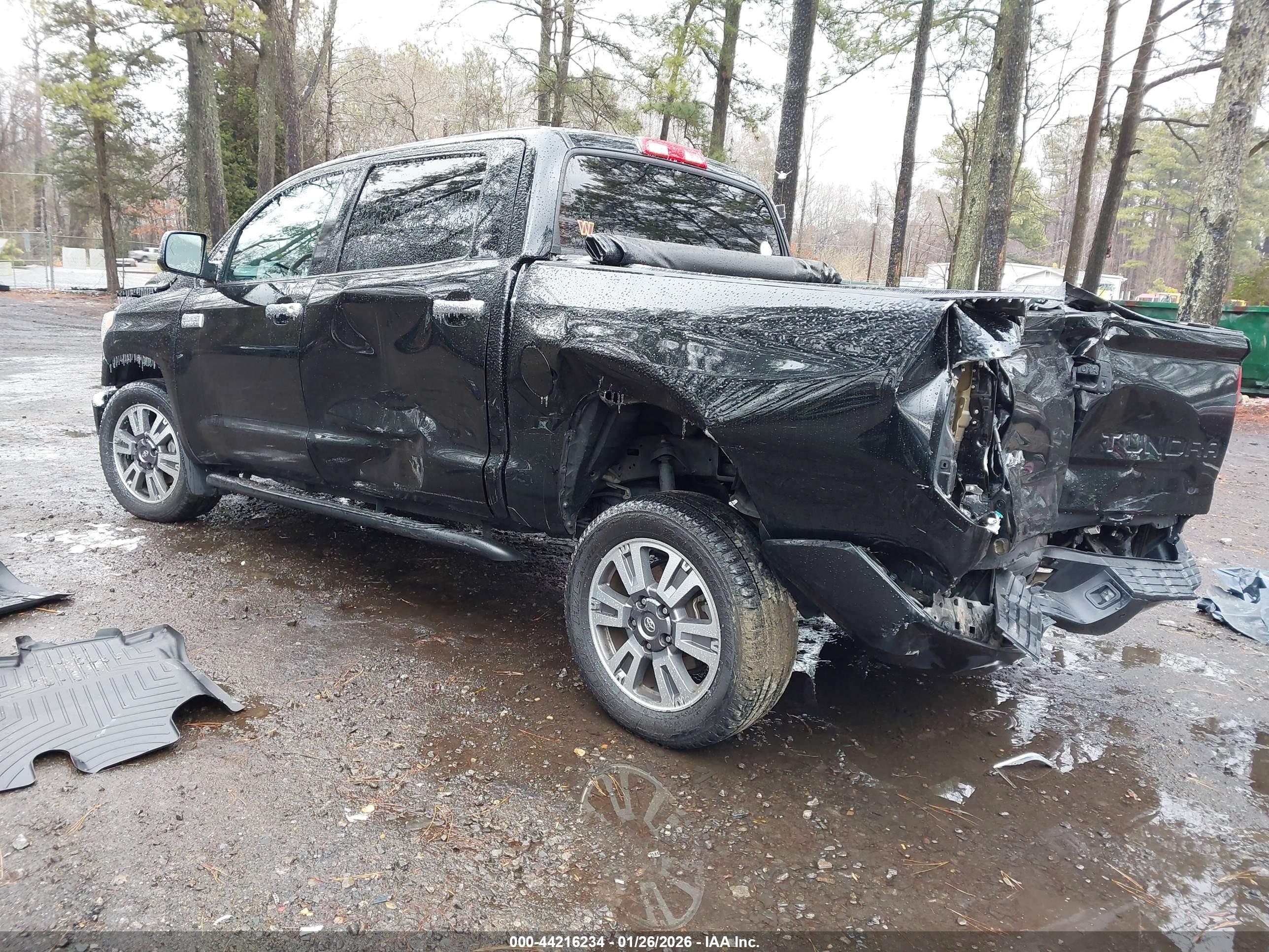 TOYOTA TUNDRA image 3