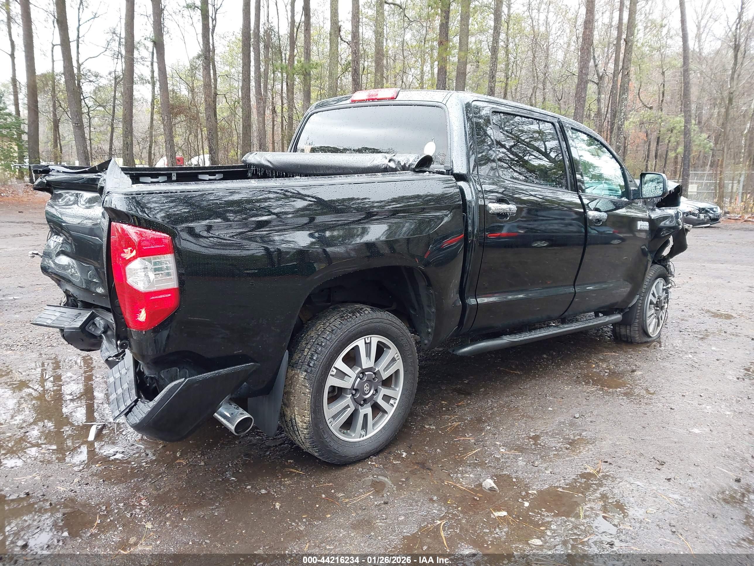 TOYOTA TUNDRA image 4