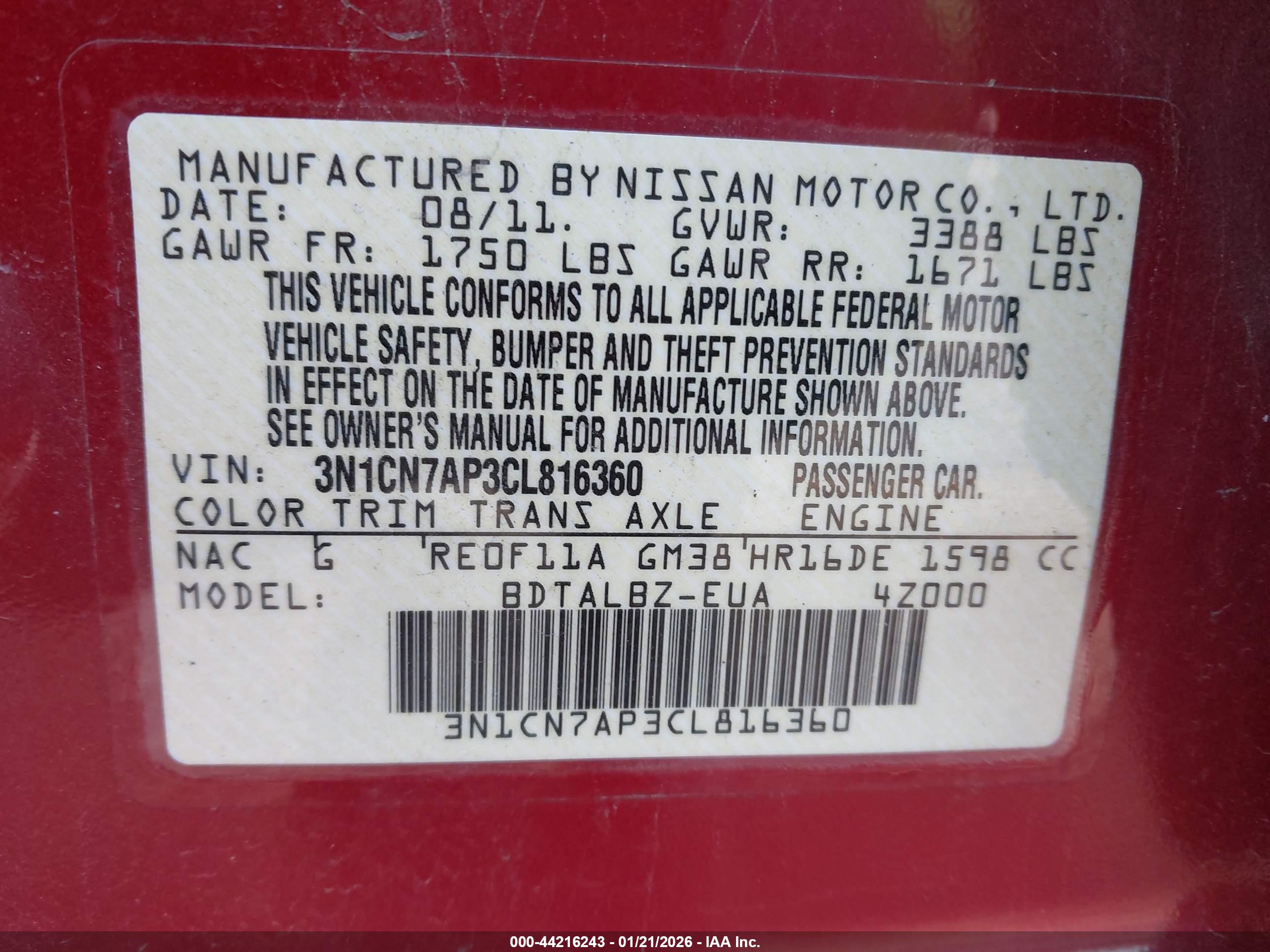 NISSAN VERSA image 9