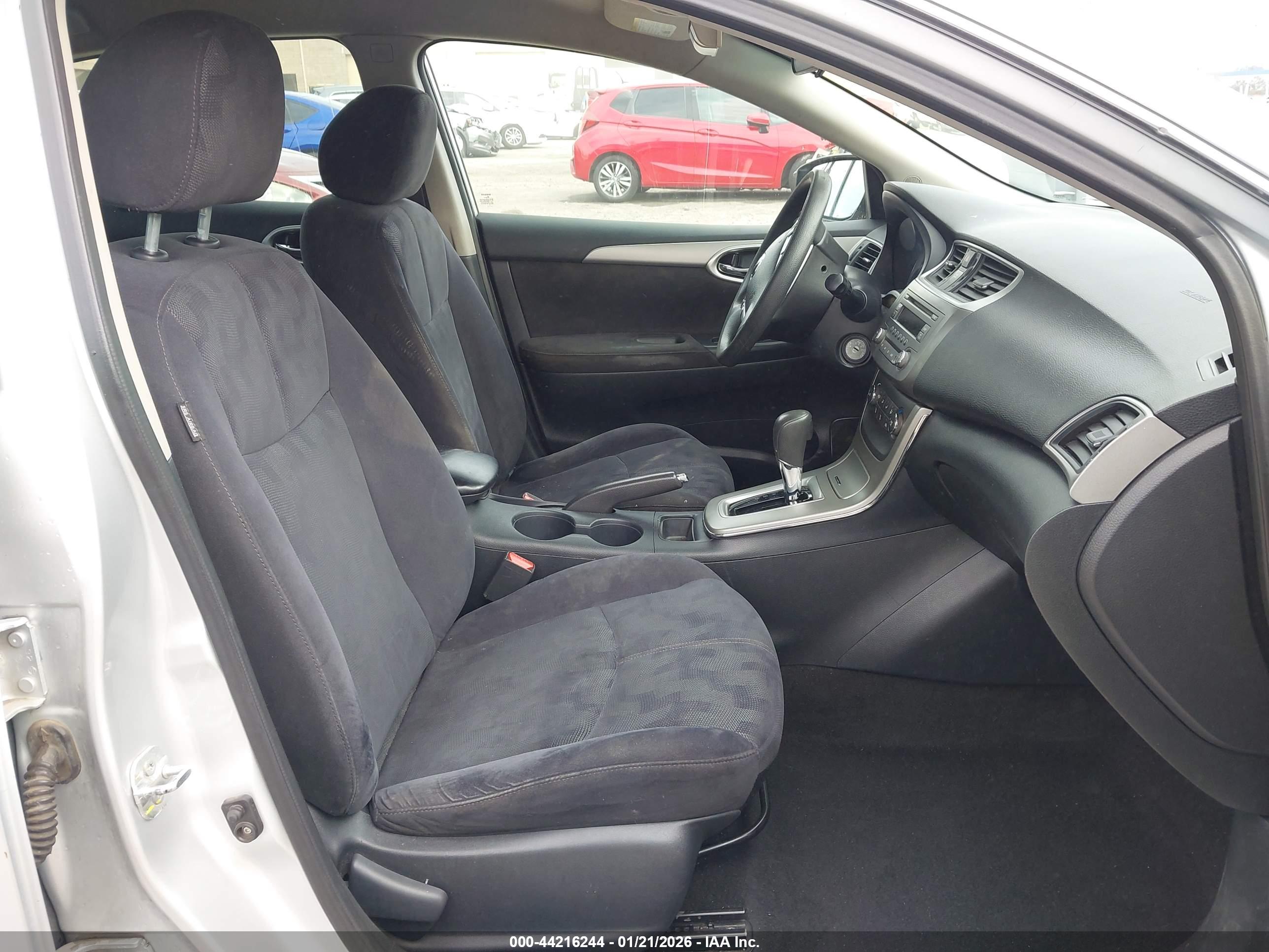 NISSAN SENTRA image 5