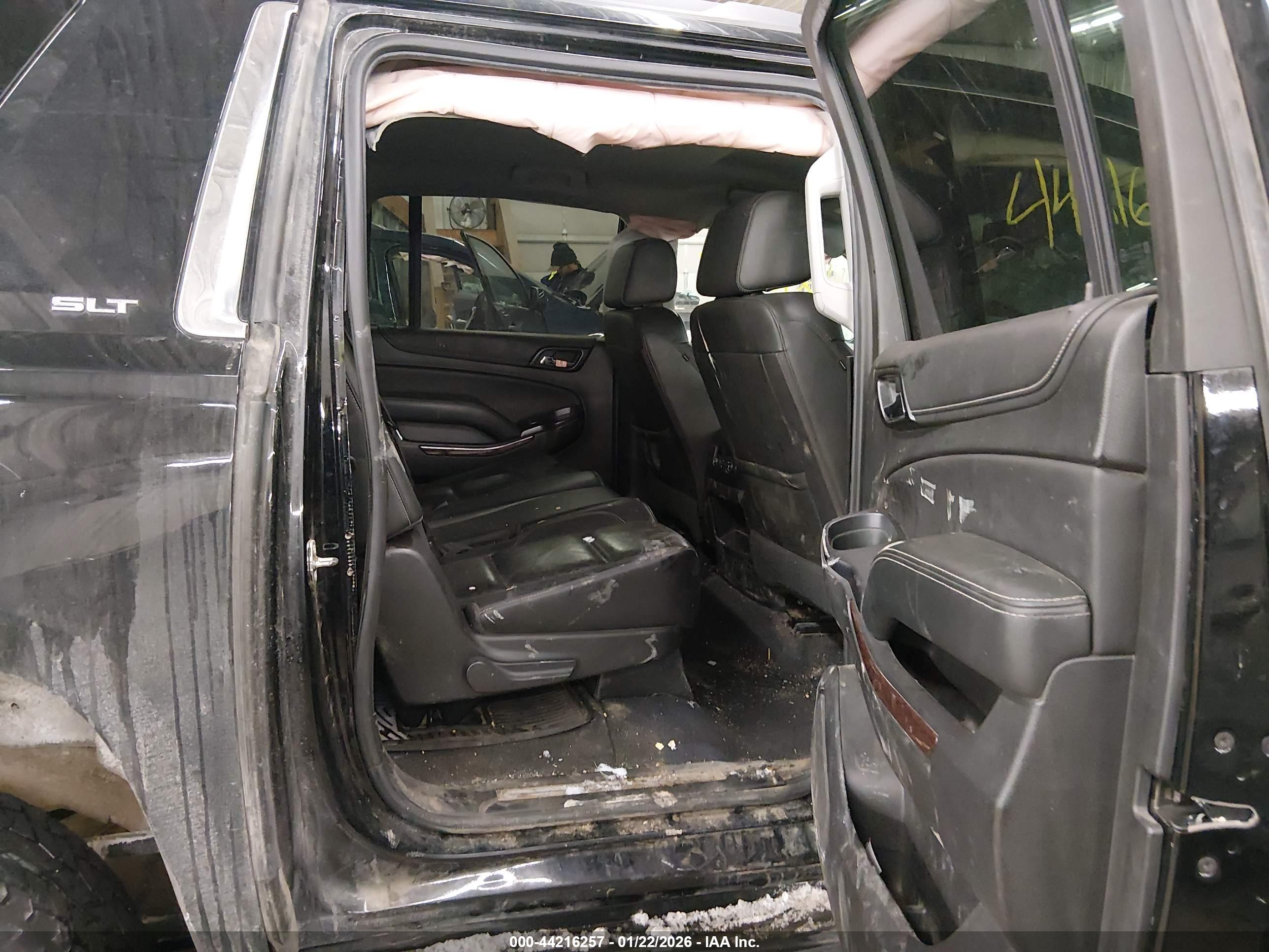 GMC YUKON image 8