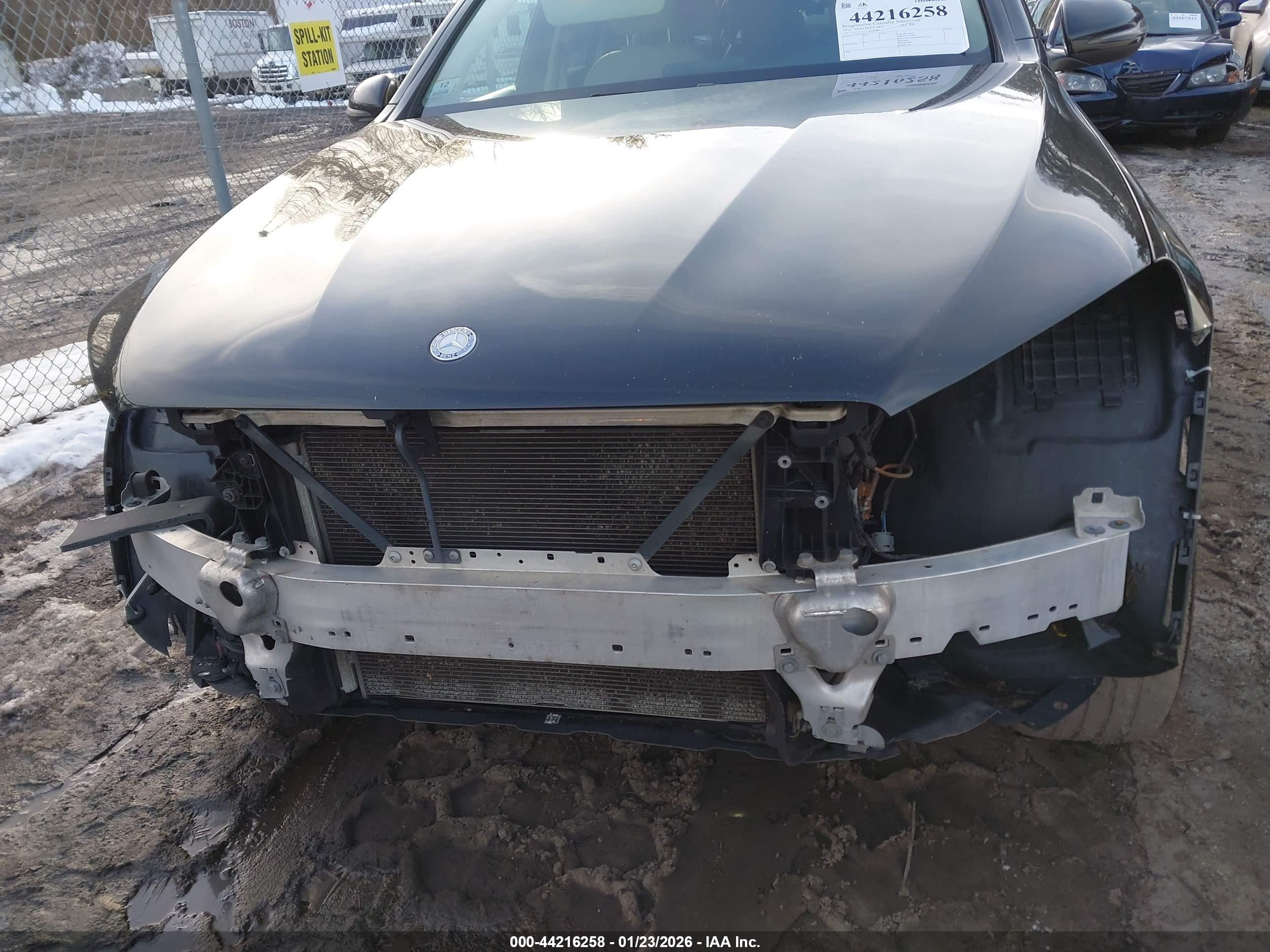 MERCEDES-BENZ GLC image 6
