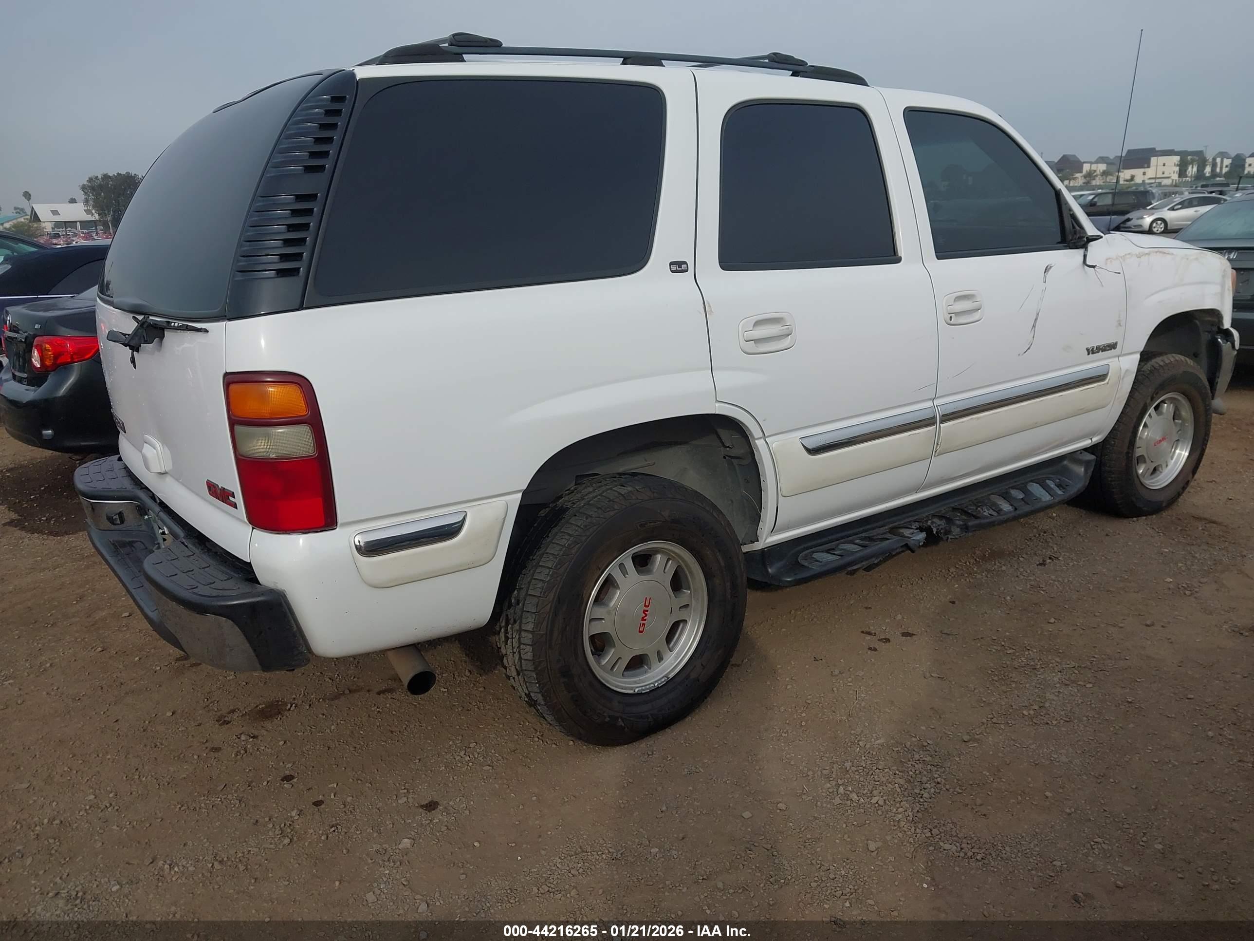 GMC YUKON image 4