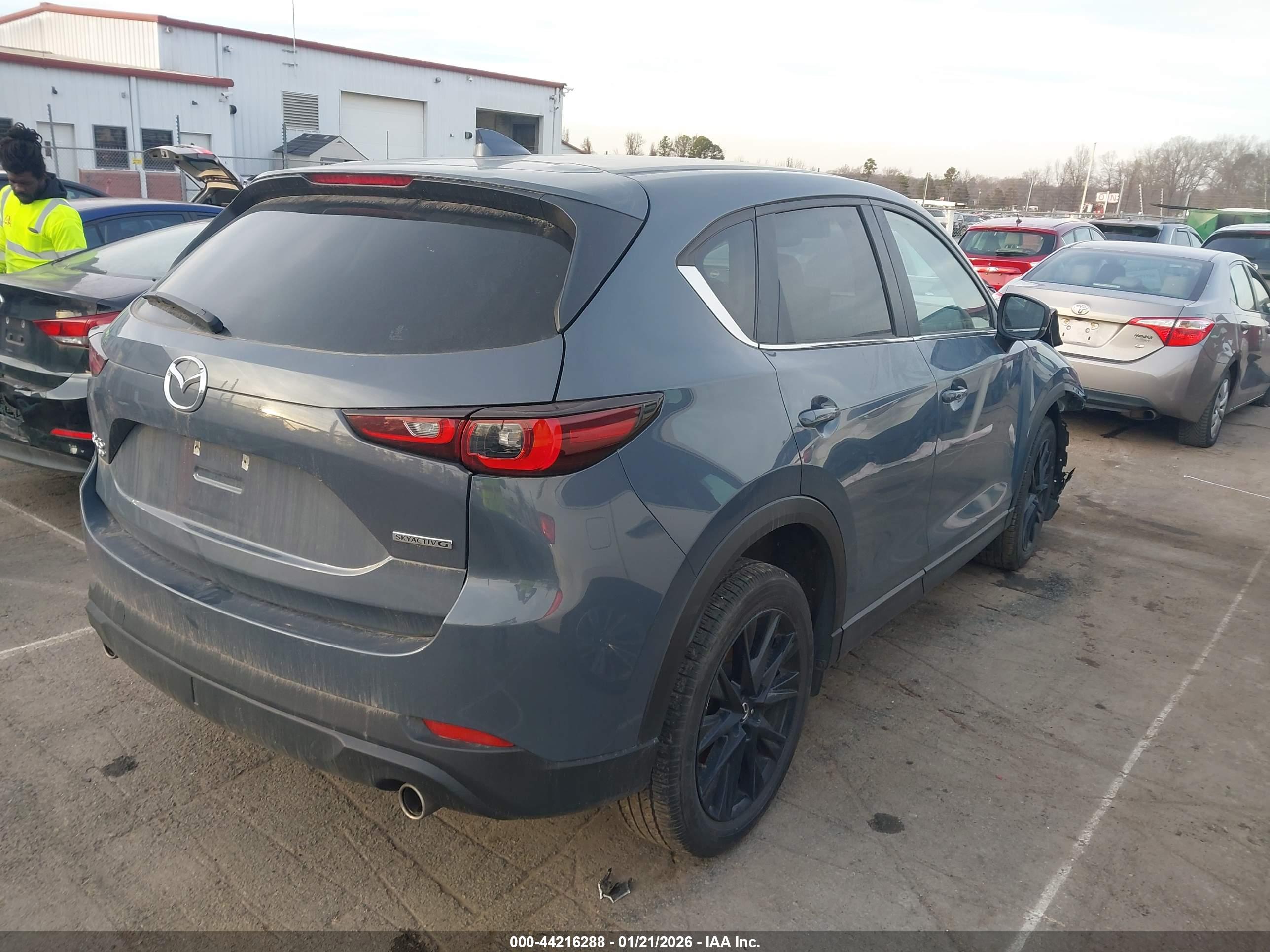 MAZDA CX-5 image 4