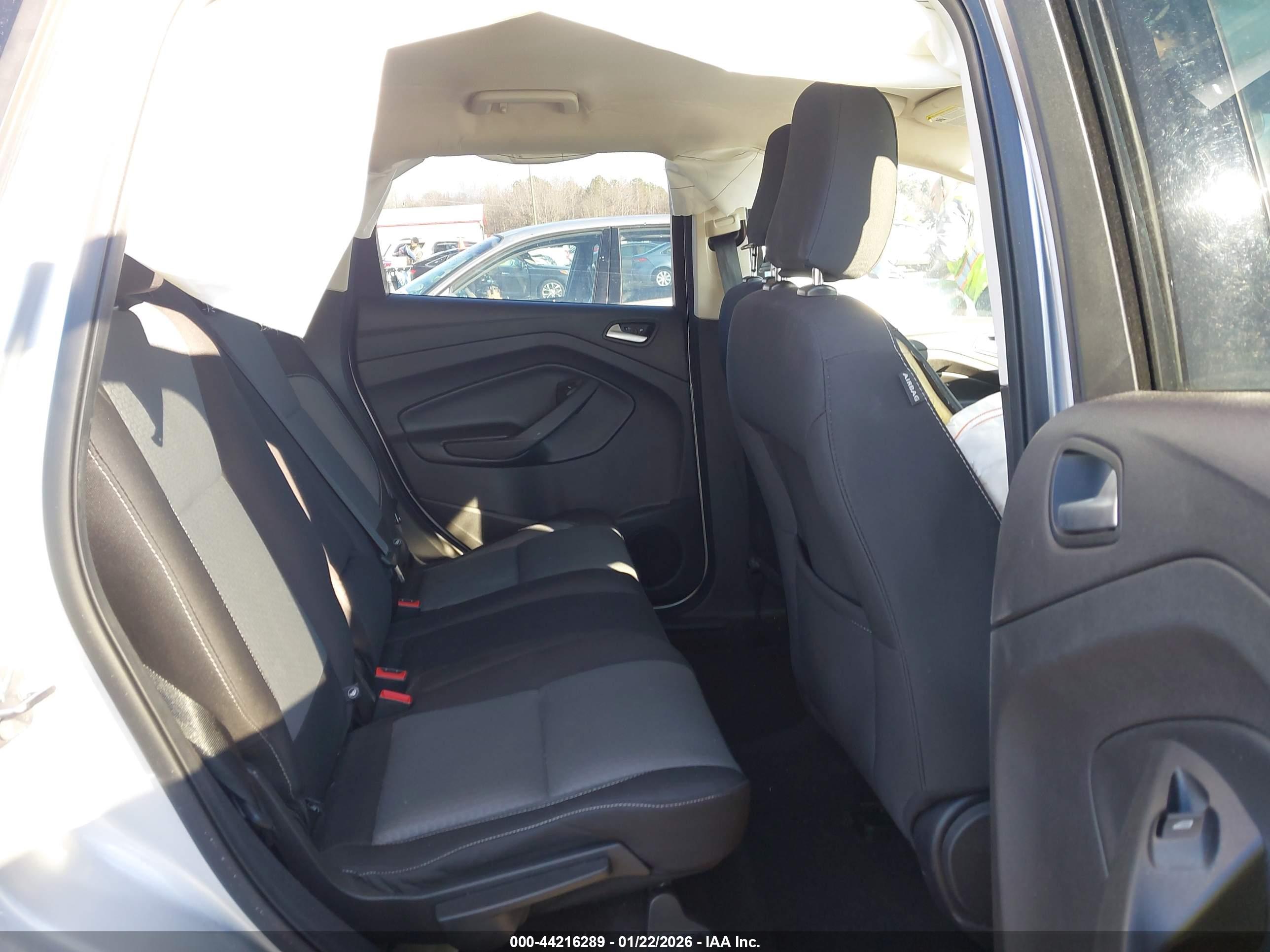 FORD ESCAPE image 8