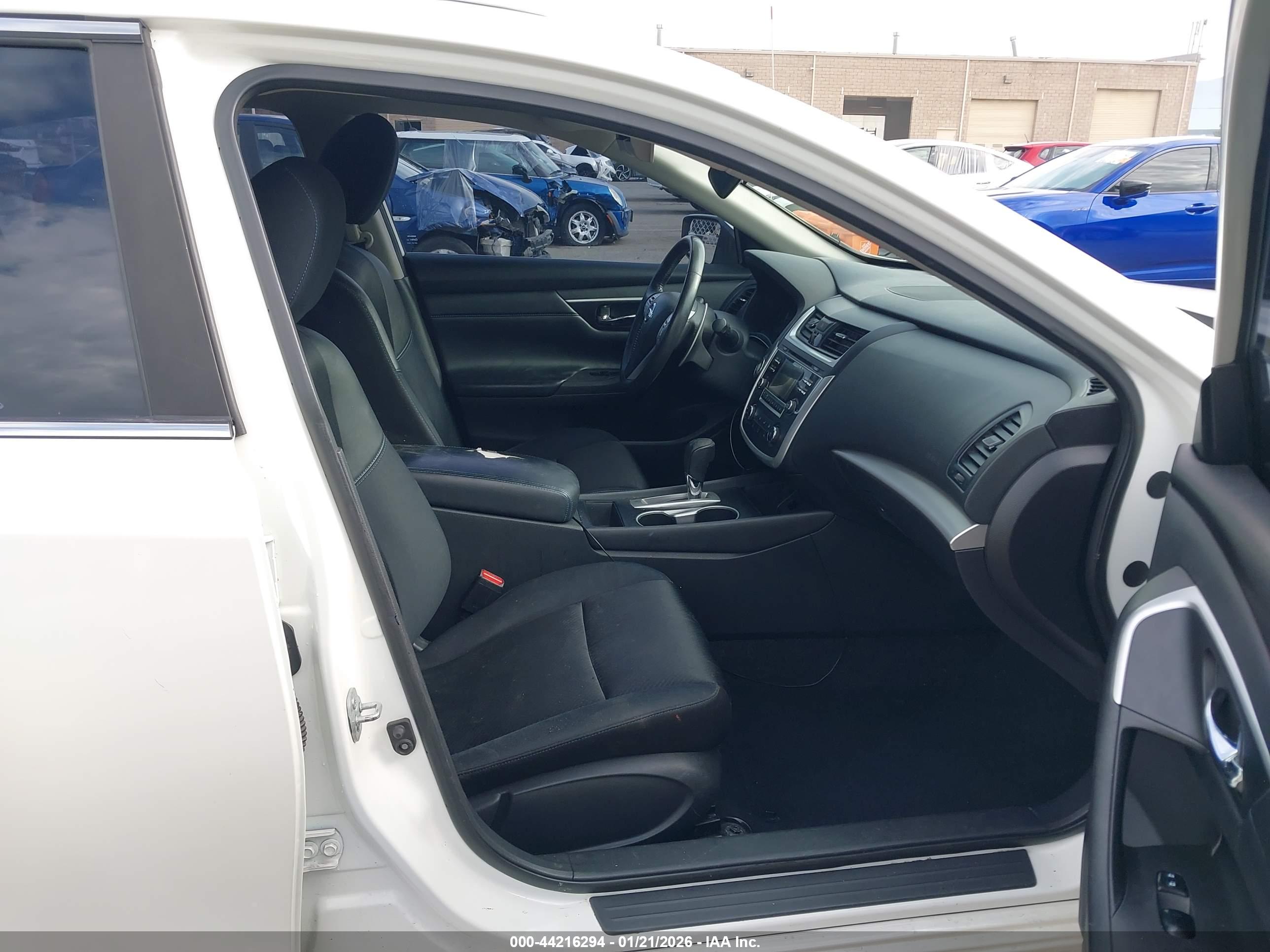 NISSAN ALTIMA image 5