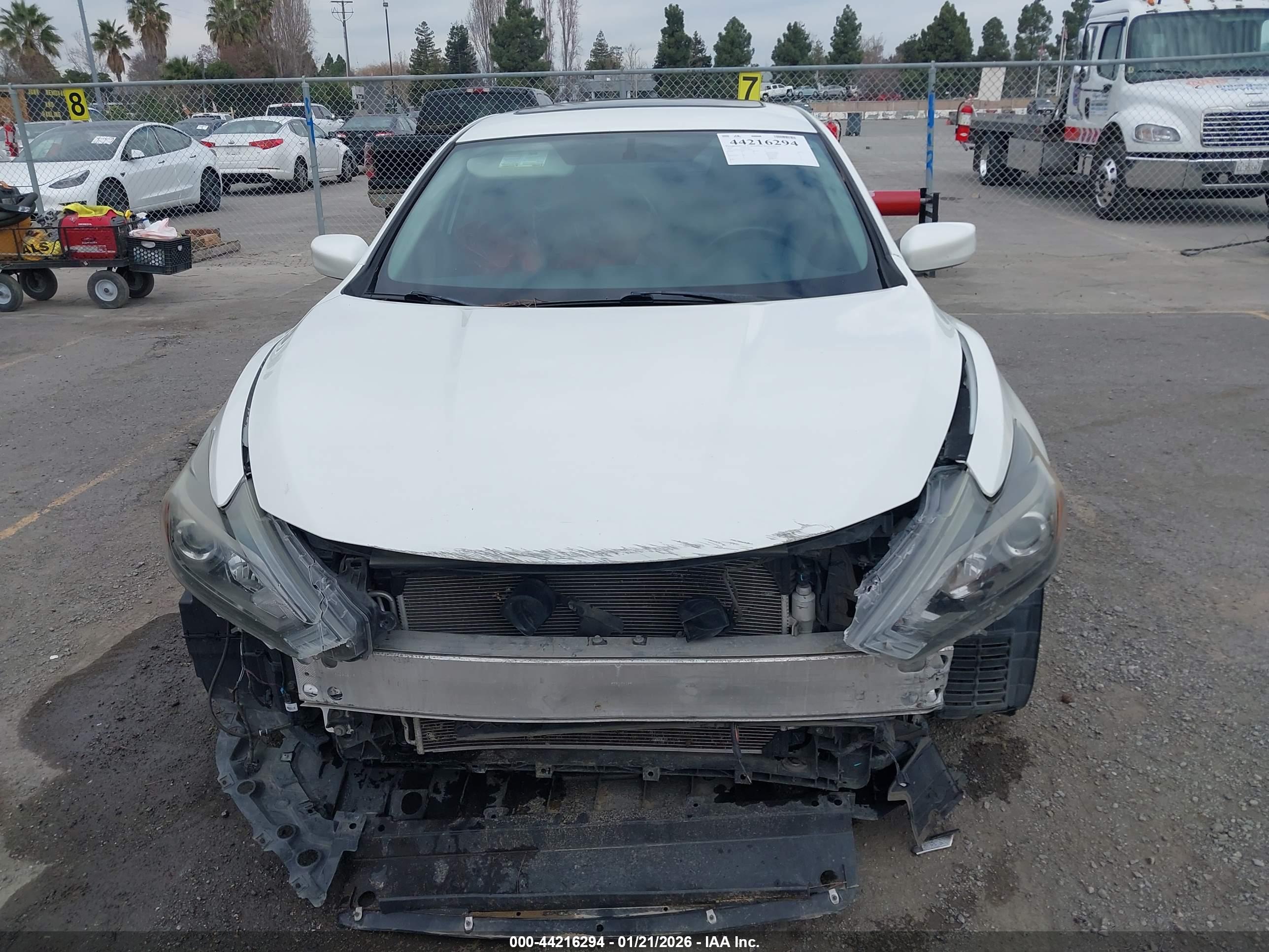 NISSAN ALTIMA image 6