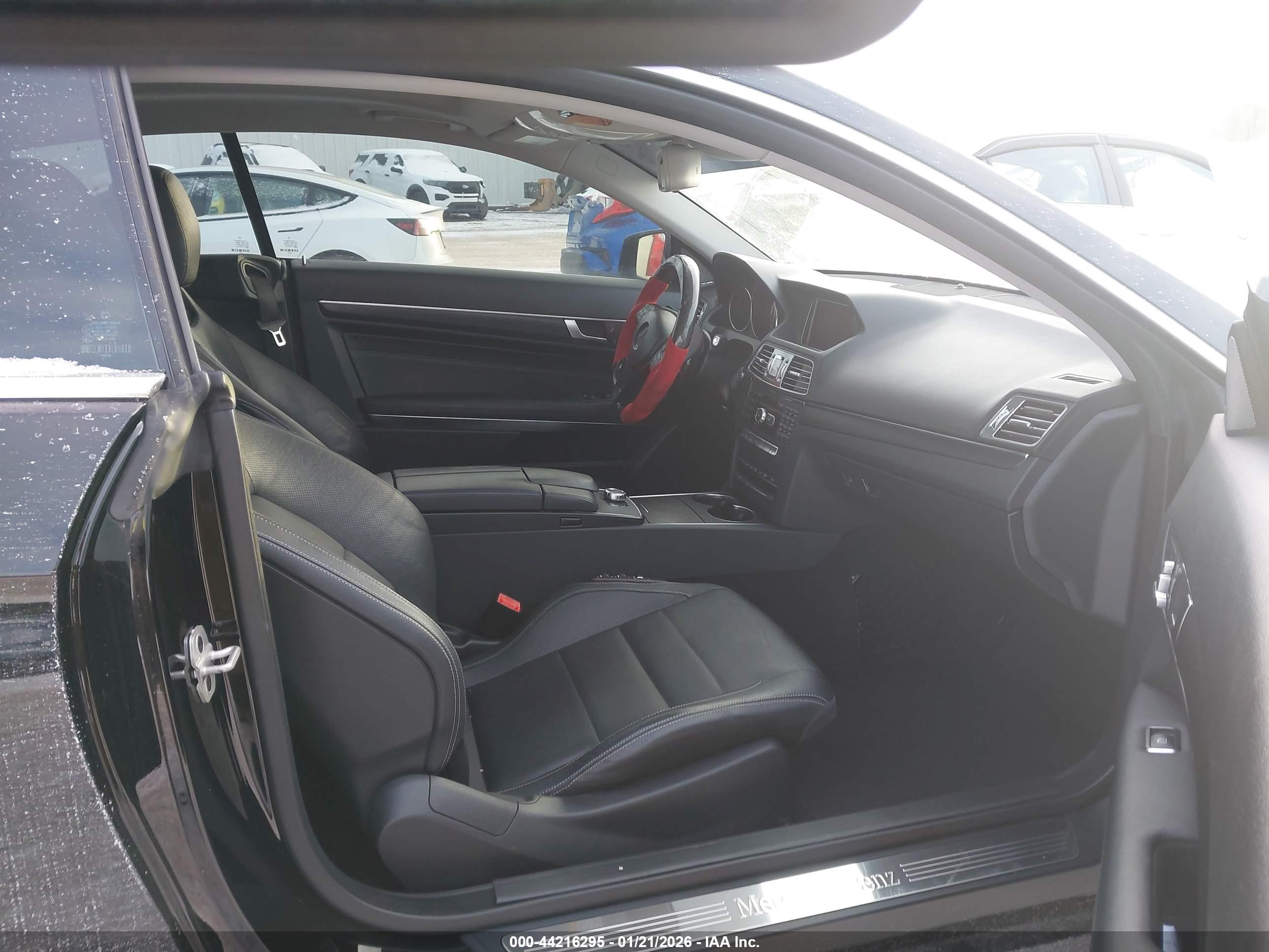 MERCEDES-BENZ E image 5