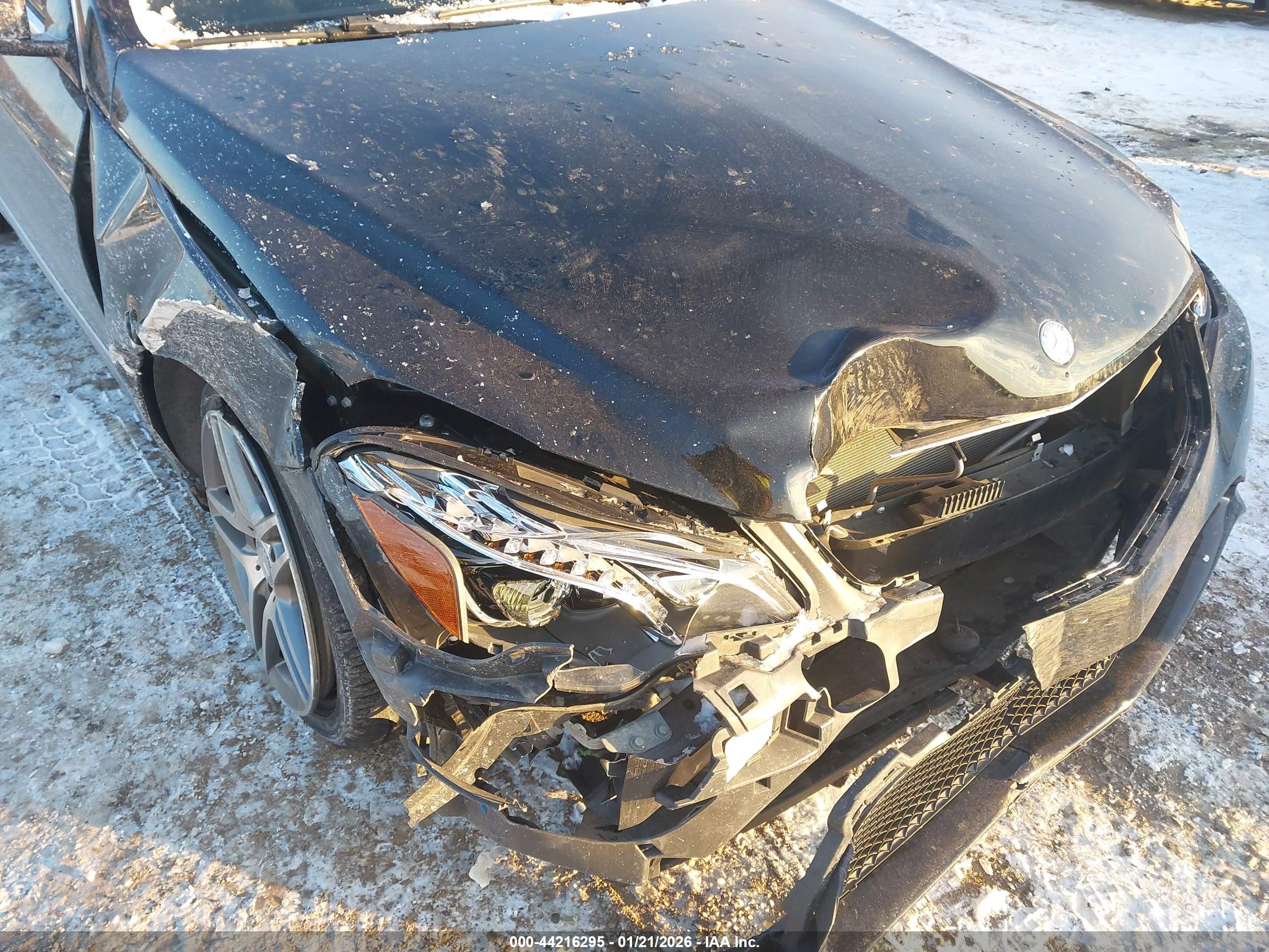 MERCEDES-BENZ E image 6
