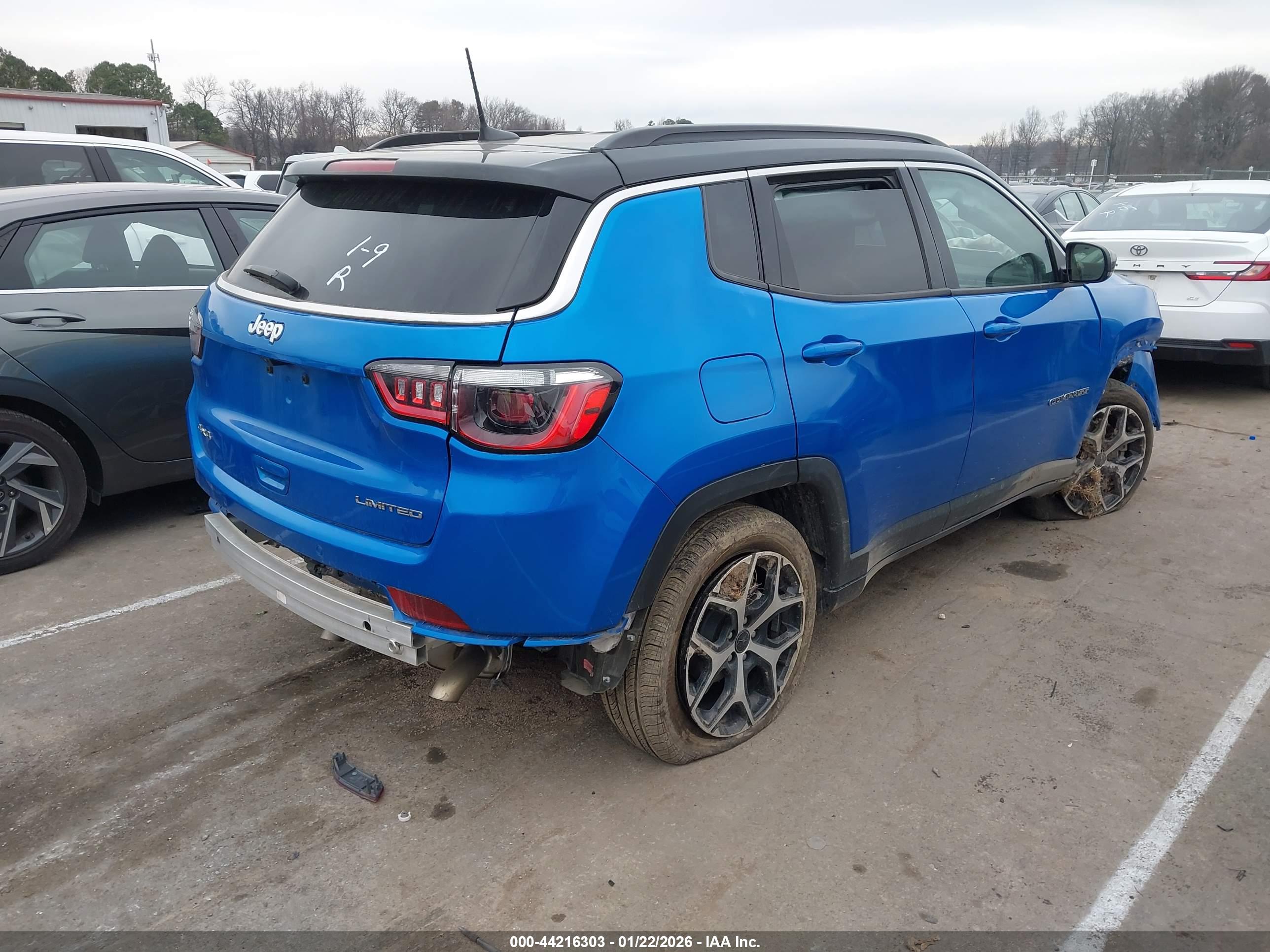 JEEP COMPASS image 4
