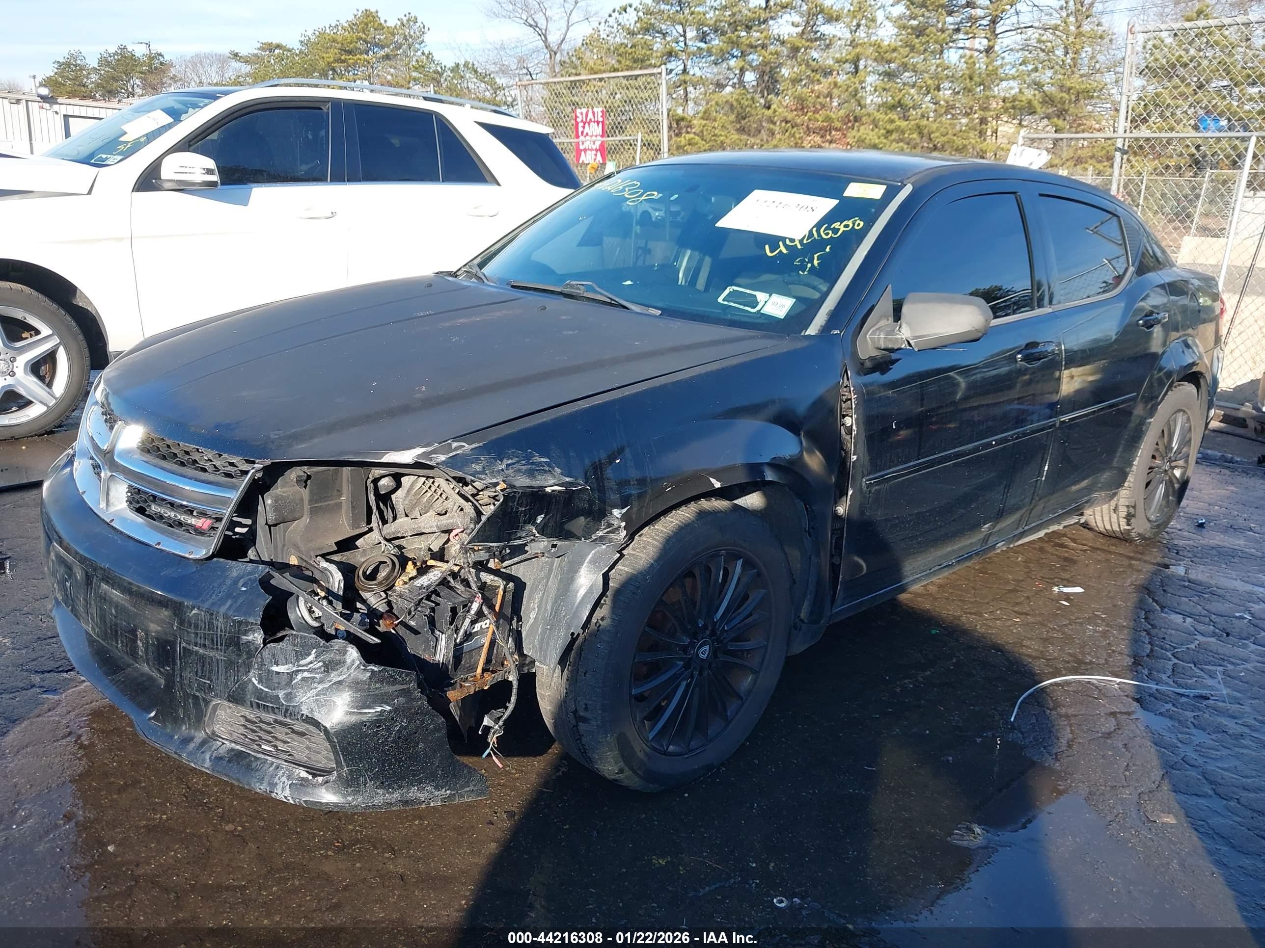 DODGE AVENGER image 6